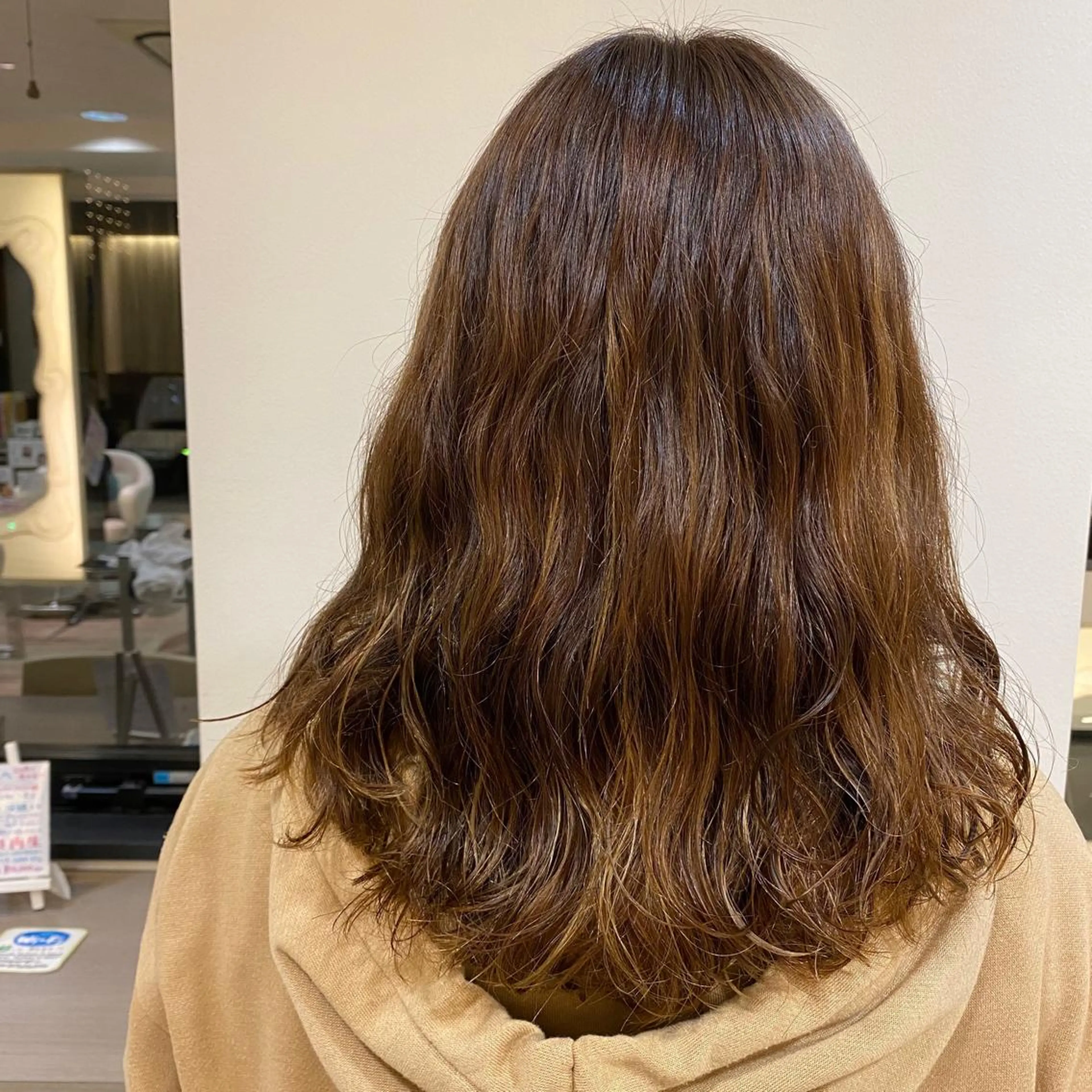 ミディアム ミディアムパーマ 長井 麻帆のヘアスタイル