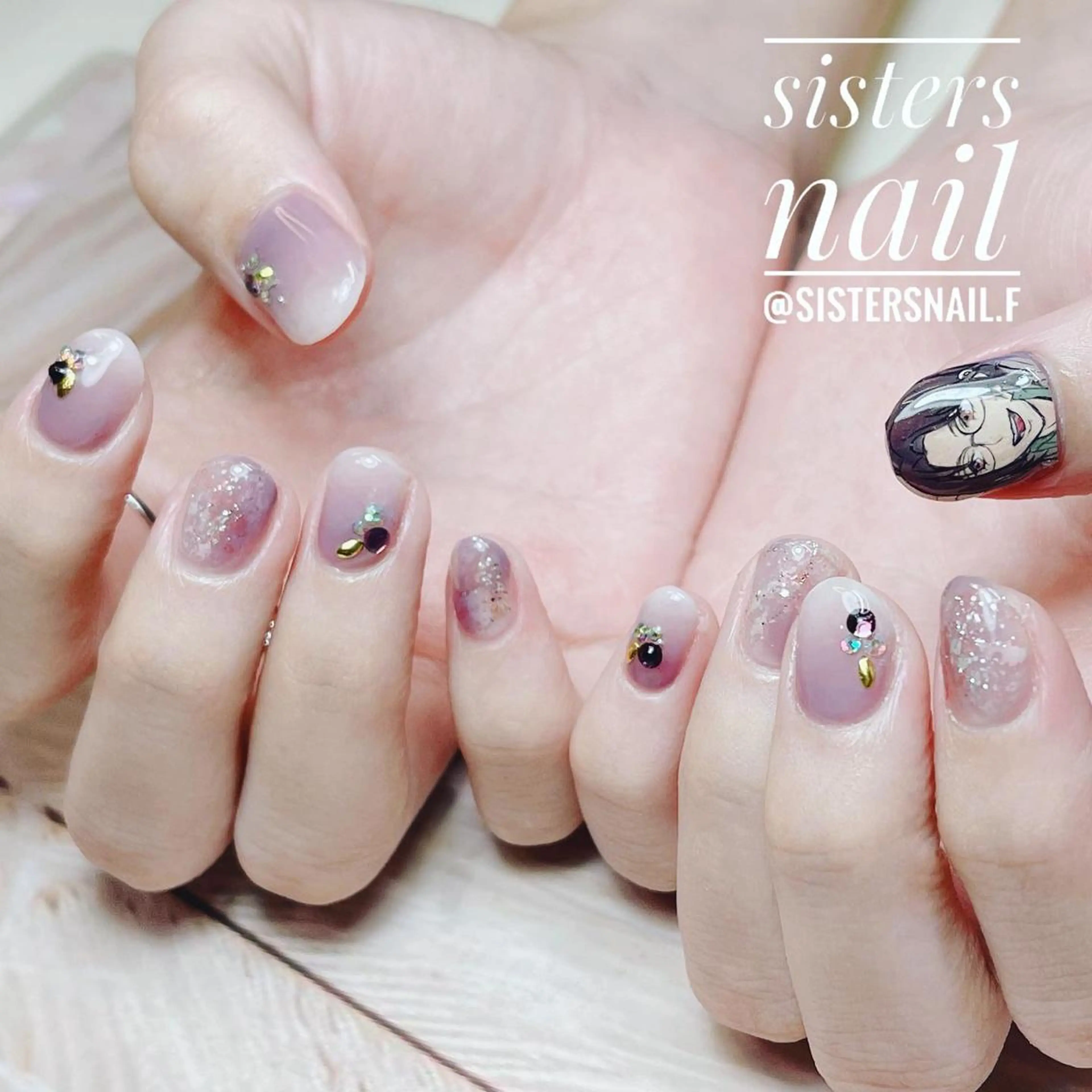 ネイル アートネイル グラデーション キラキラネイル sisters nail.fのネイルデザイン