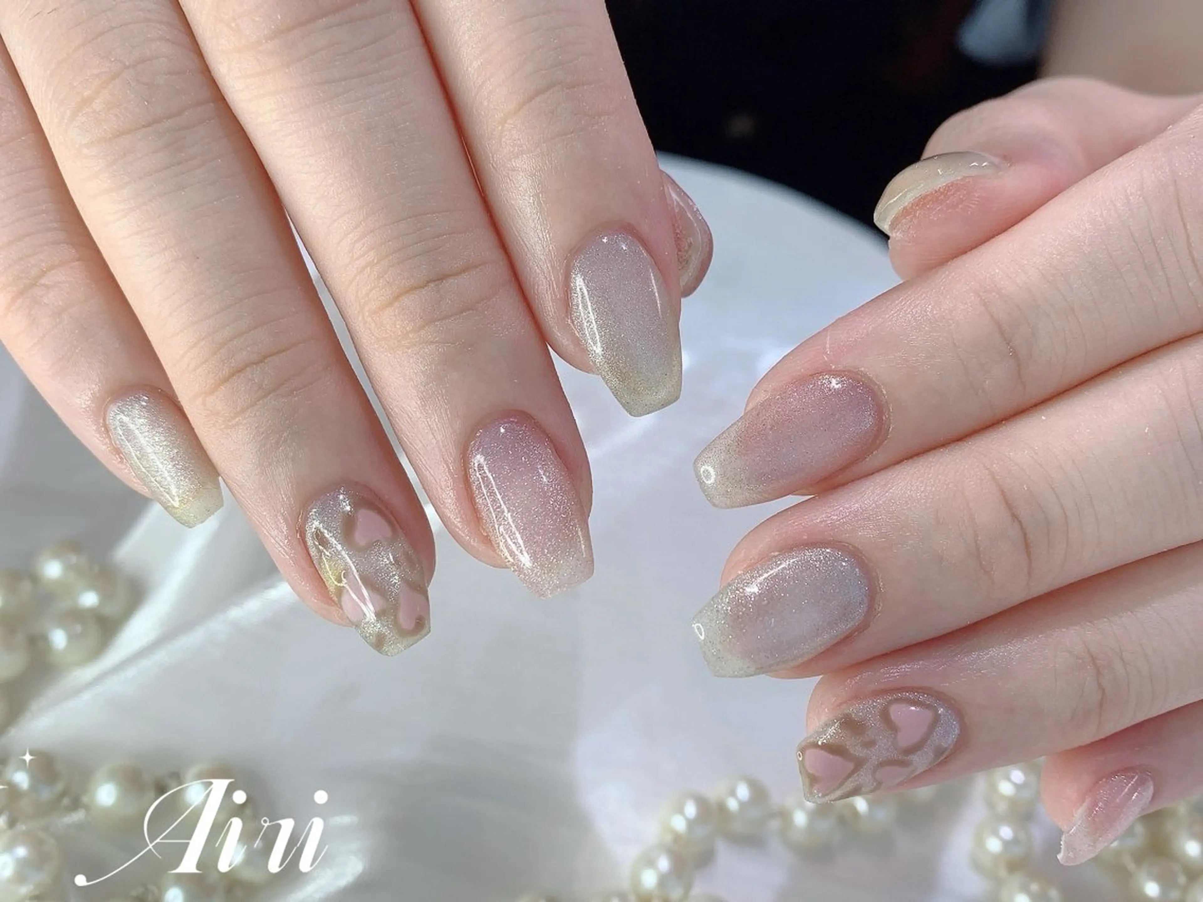 ネイル ハンドネイル ネイルサロンAiri 長さ出し·シンプルのネイルデザイン