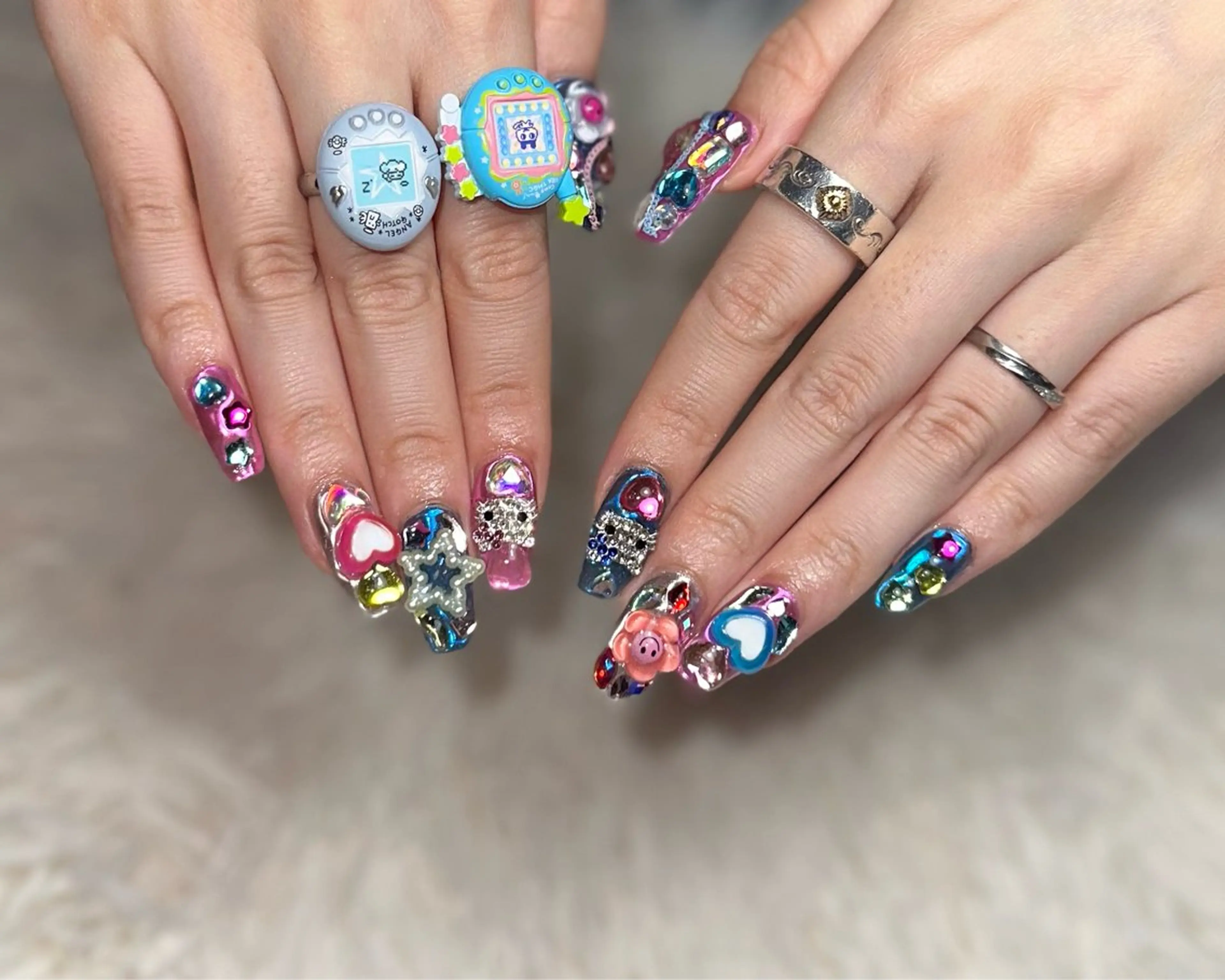 ネイル LAVIAS【 ラヴィアス】yunoのネイルデザイン