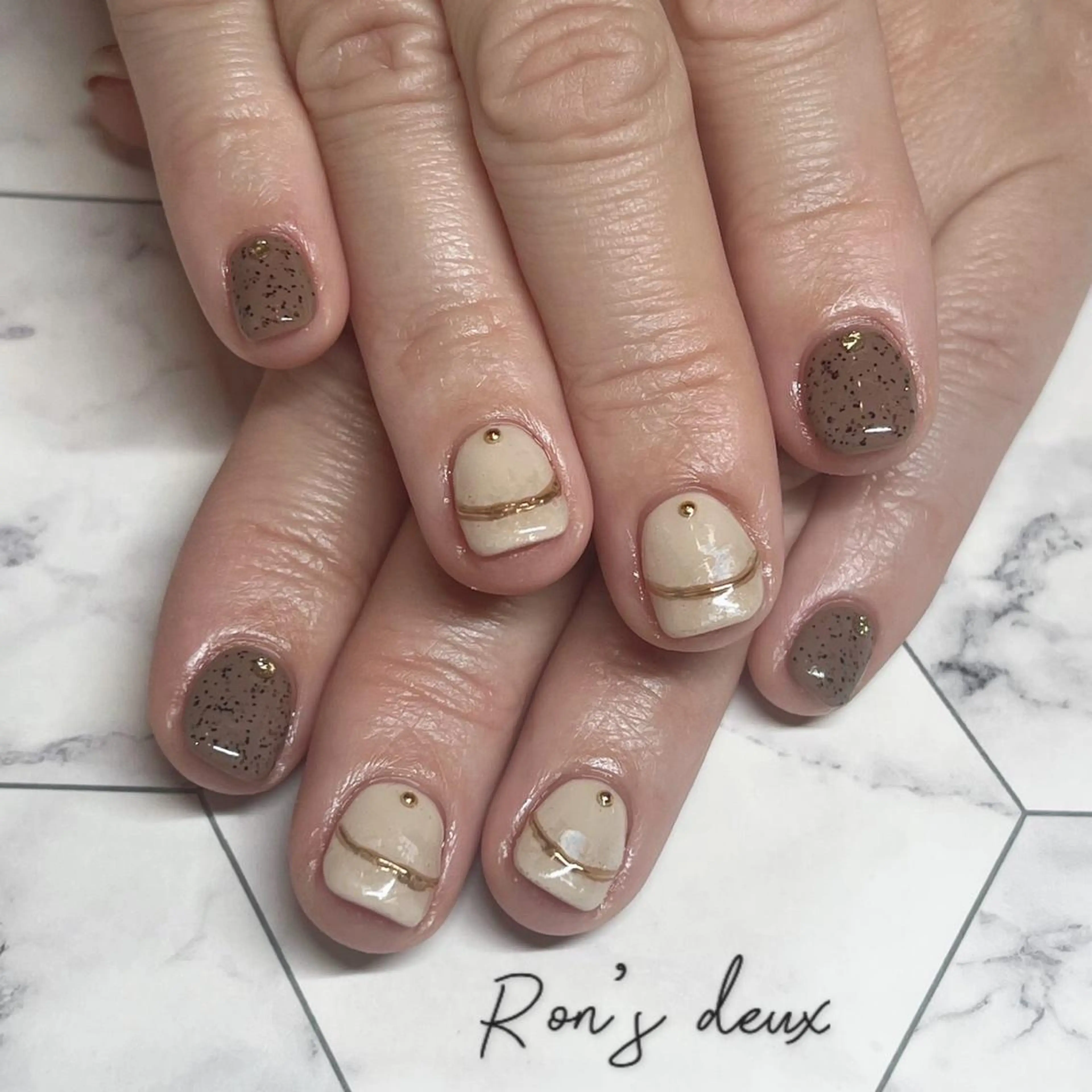 ネイル Ron's 成田のネイルデザイン