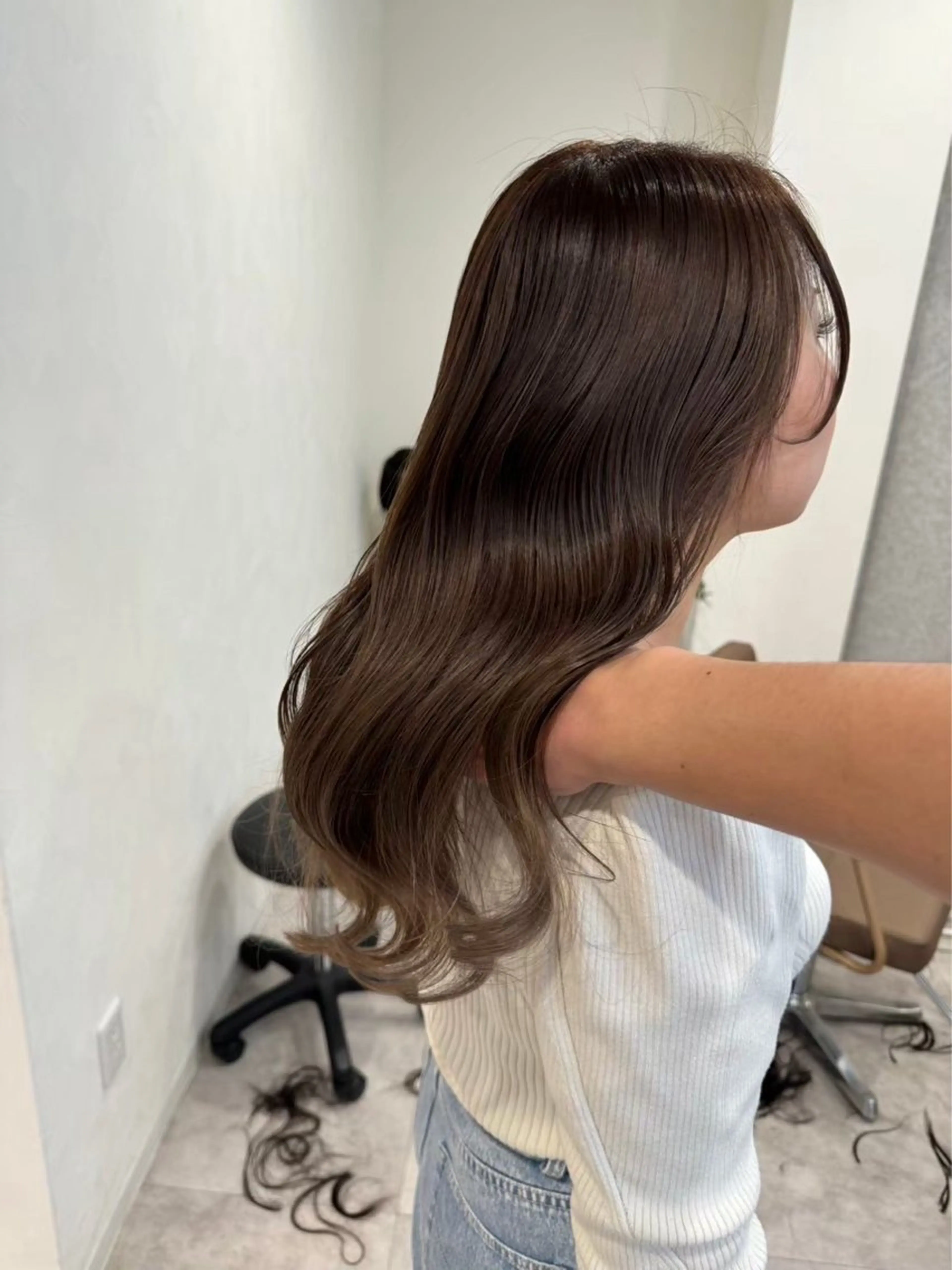 ロング カラー anon Loemのヘアスタイル
