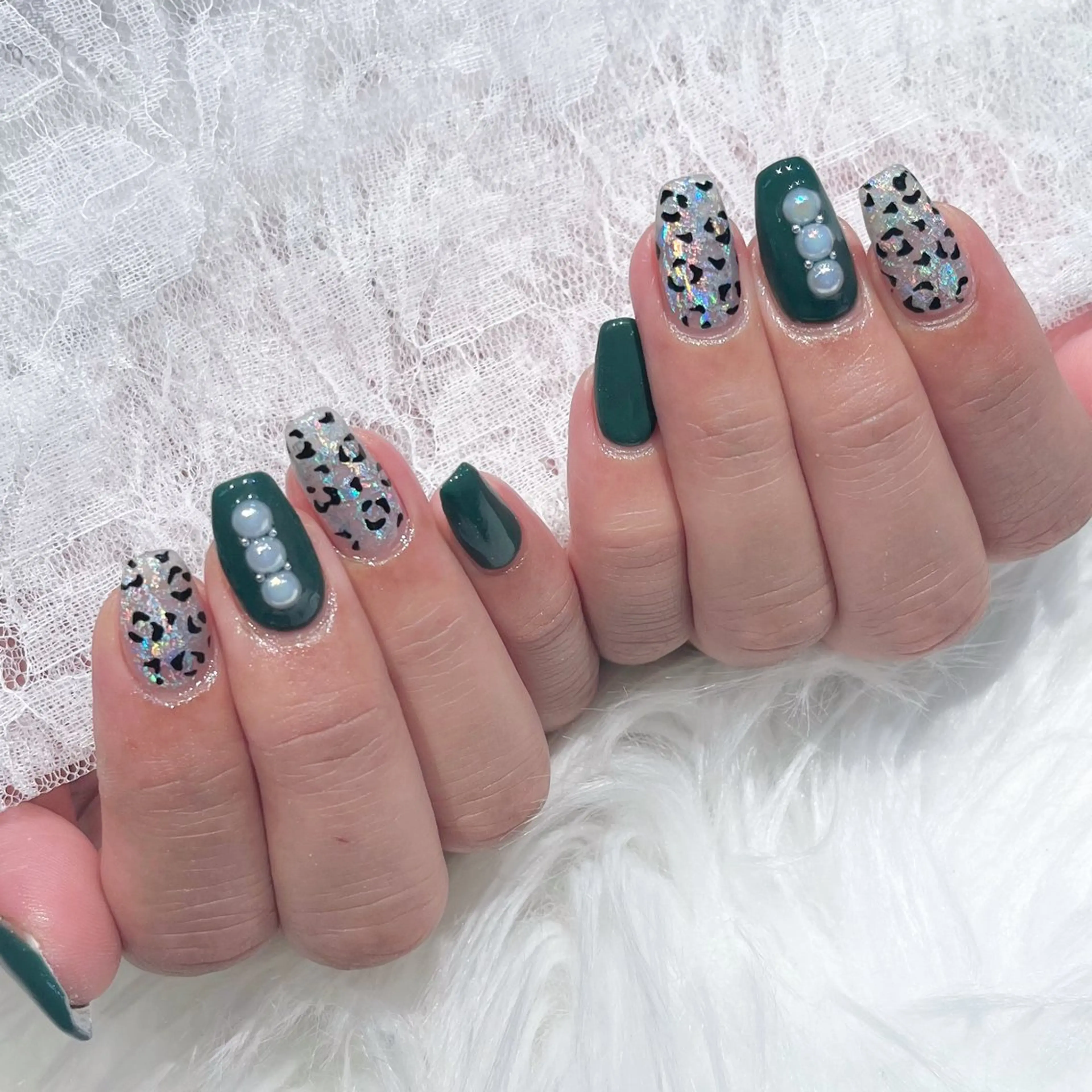 ネイル はあとねいる天王町店所属・HARUKA 🐼のネイルデザイン