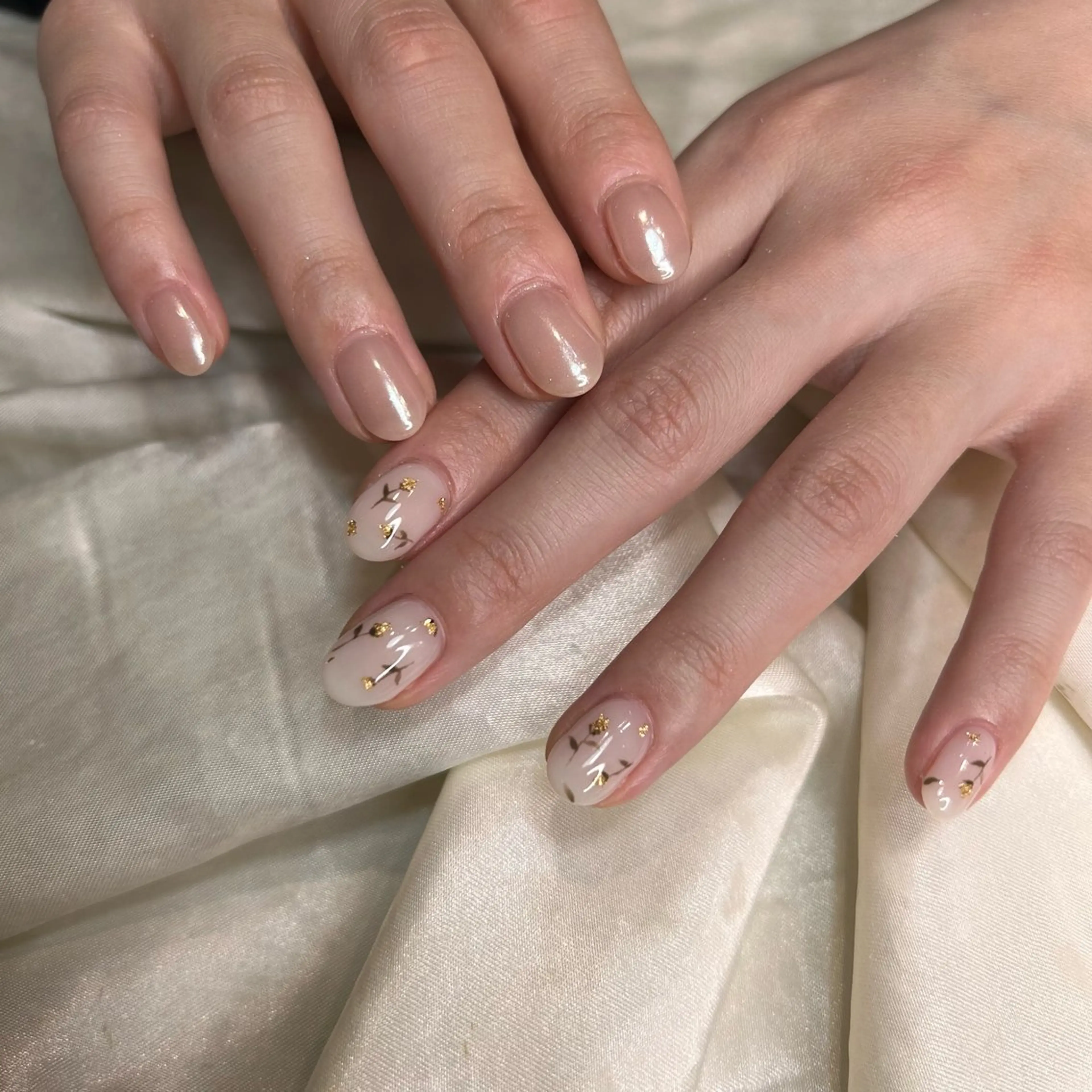 ネイル ハンドネイル 西岡 杏のネイルデザイン