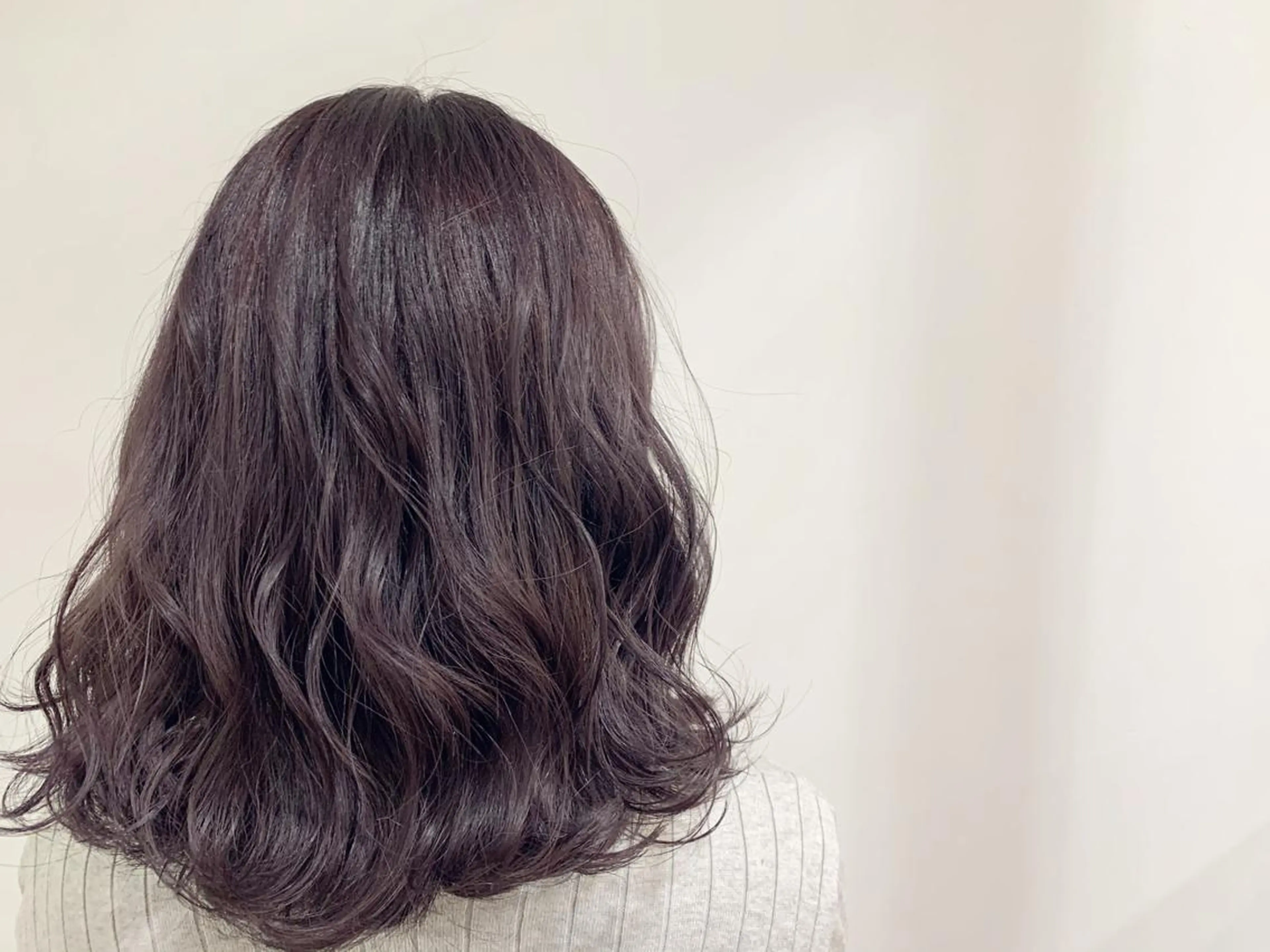 ロング カラー ヘアカラー トリートメント あべ ゆうかのヘアスタイル