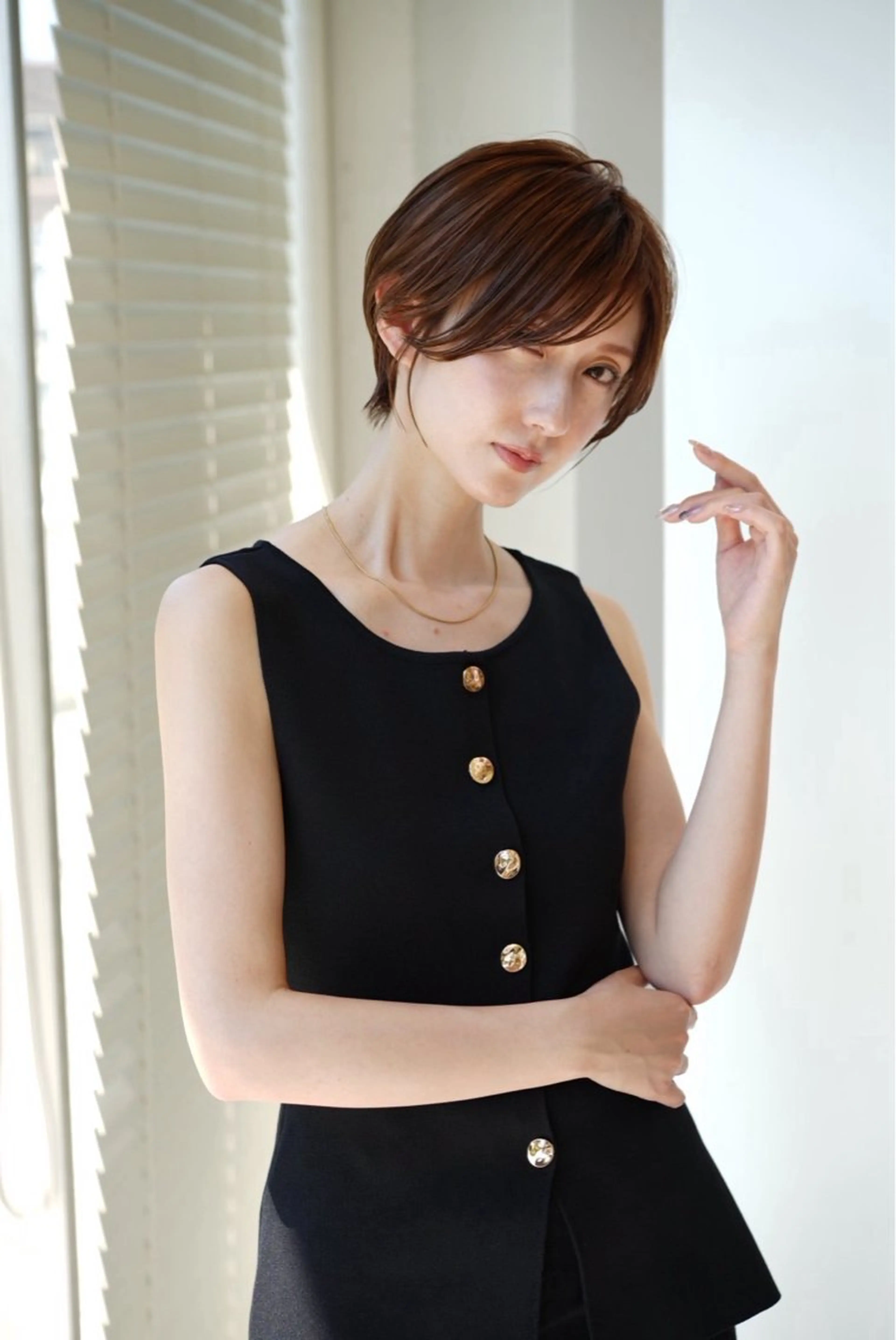 ショート カラー 八幡 空乃のヘアスタイル