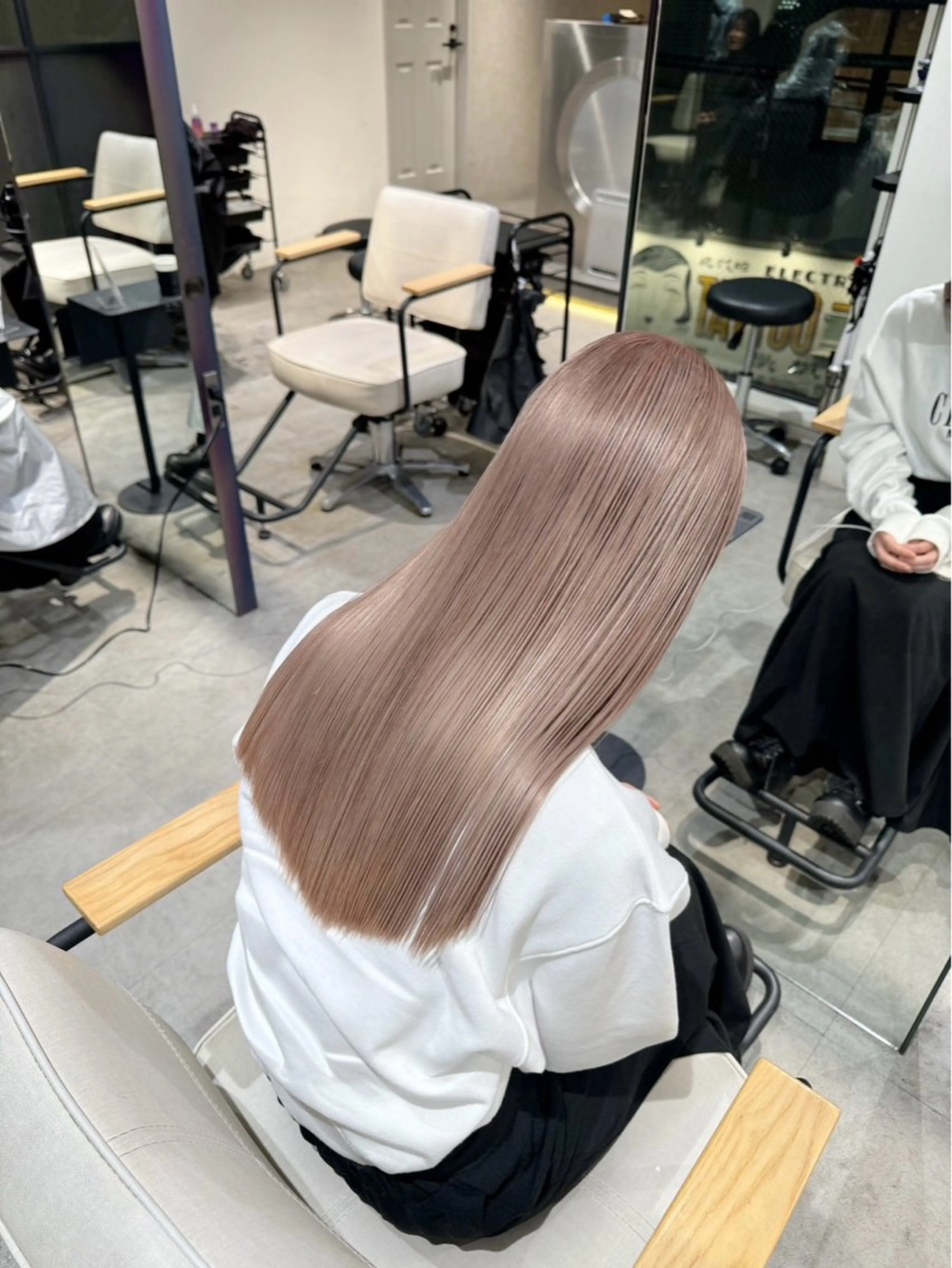 🌟期間限定クーポン🌟人気No.1 💭最高級ケア ブリーチ2回(ケアブリーチ込)➕髪質改善の写真