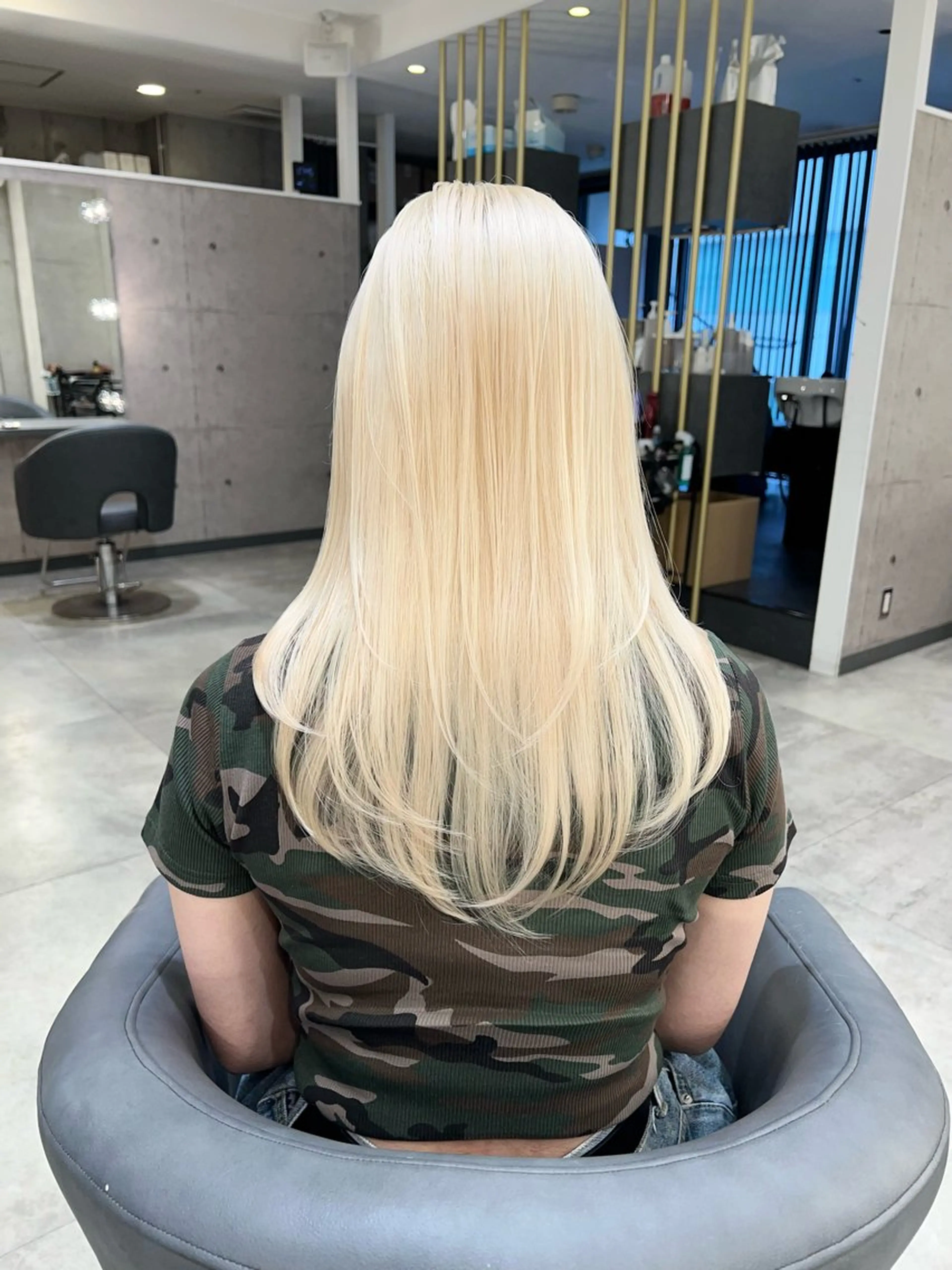 セミロング 髪質改善 Noe心斎橋店のヘアスタイル