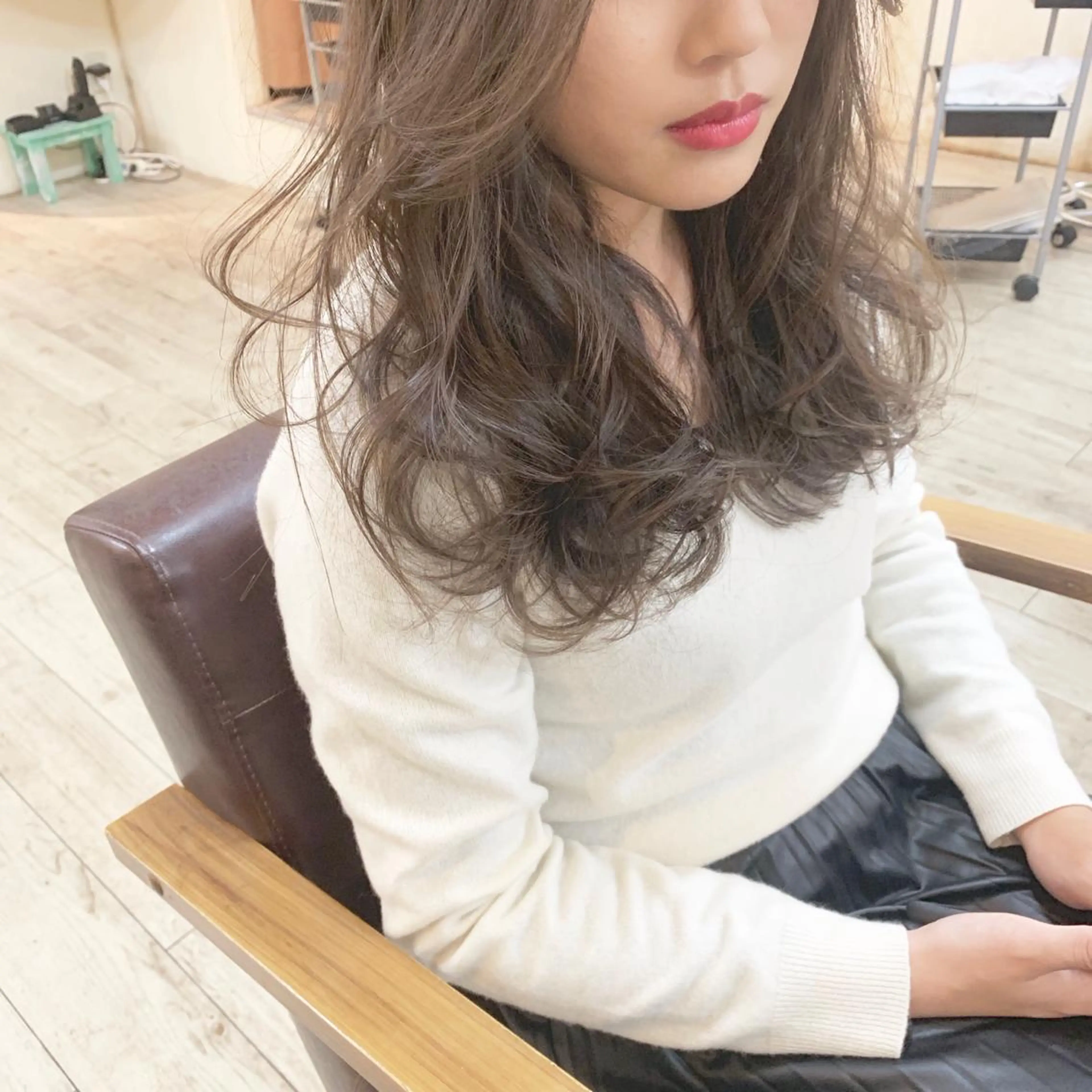 ロング カラー パーマ ヘアアレンジ ネイル マツエク・マツパ グレージュ ◆感動口コミ/最小顔 理論カット◆森口 峻のヘアスタイル