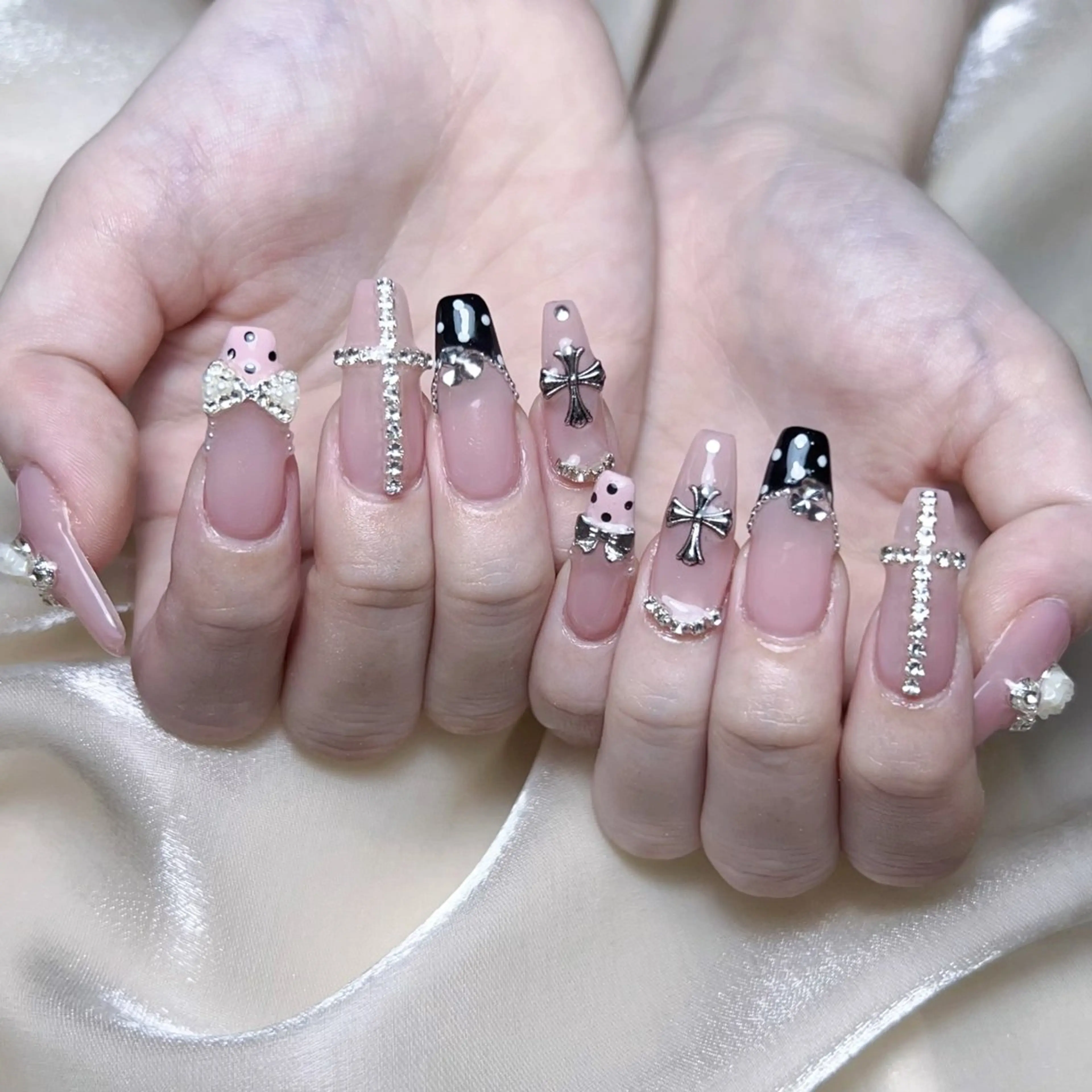 ネイル ハンドネイル NAILサロン 木にいるのネイルデザイン