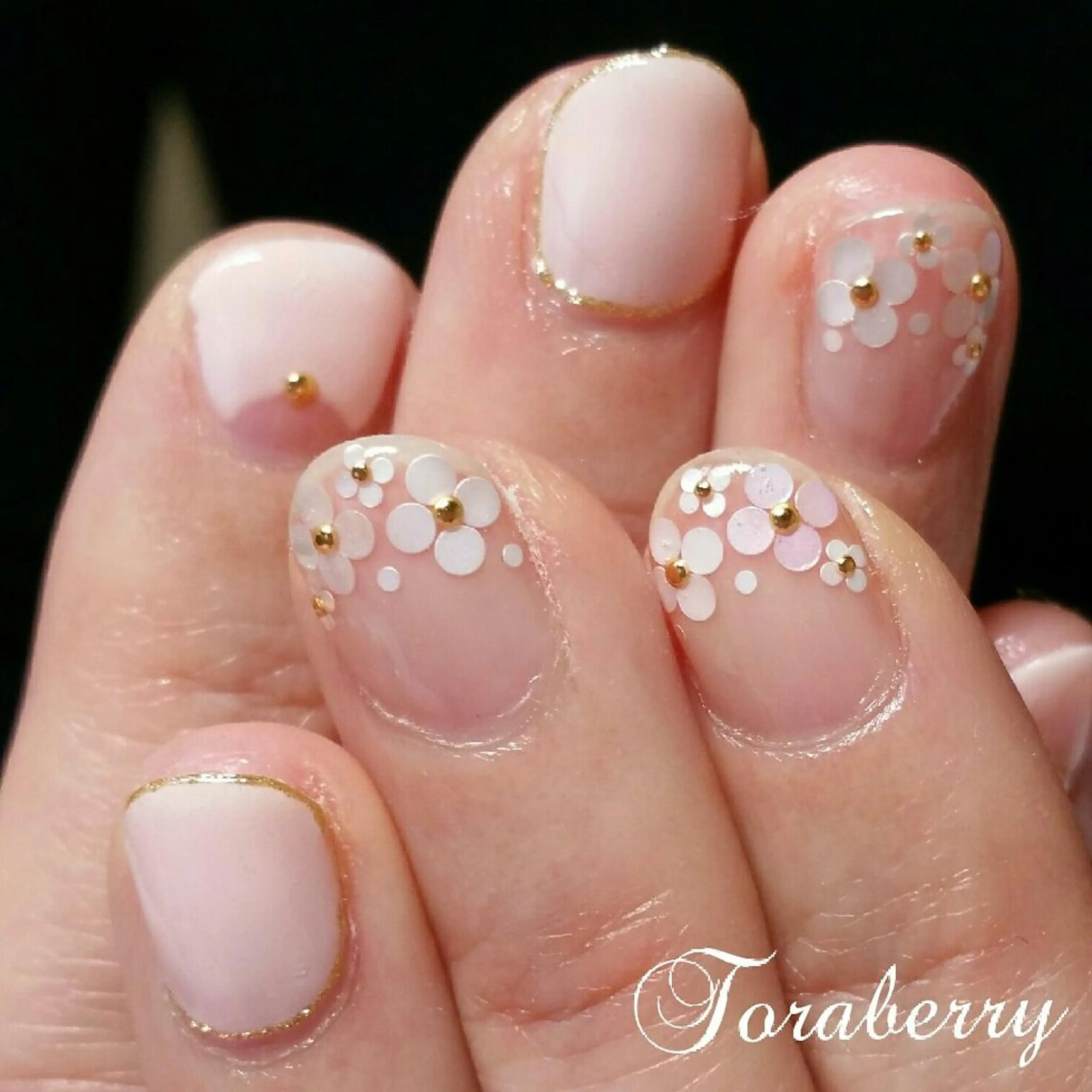 ネイル ネイリスト なつみのネイルデザイン