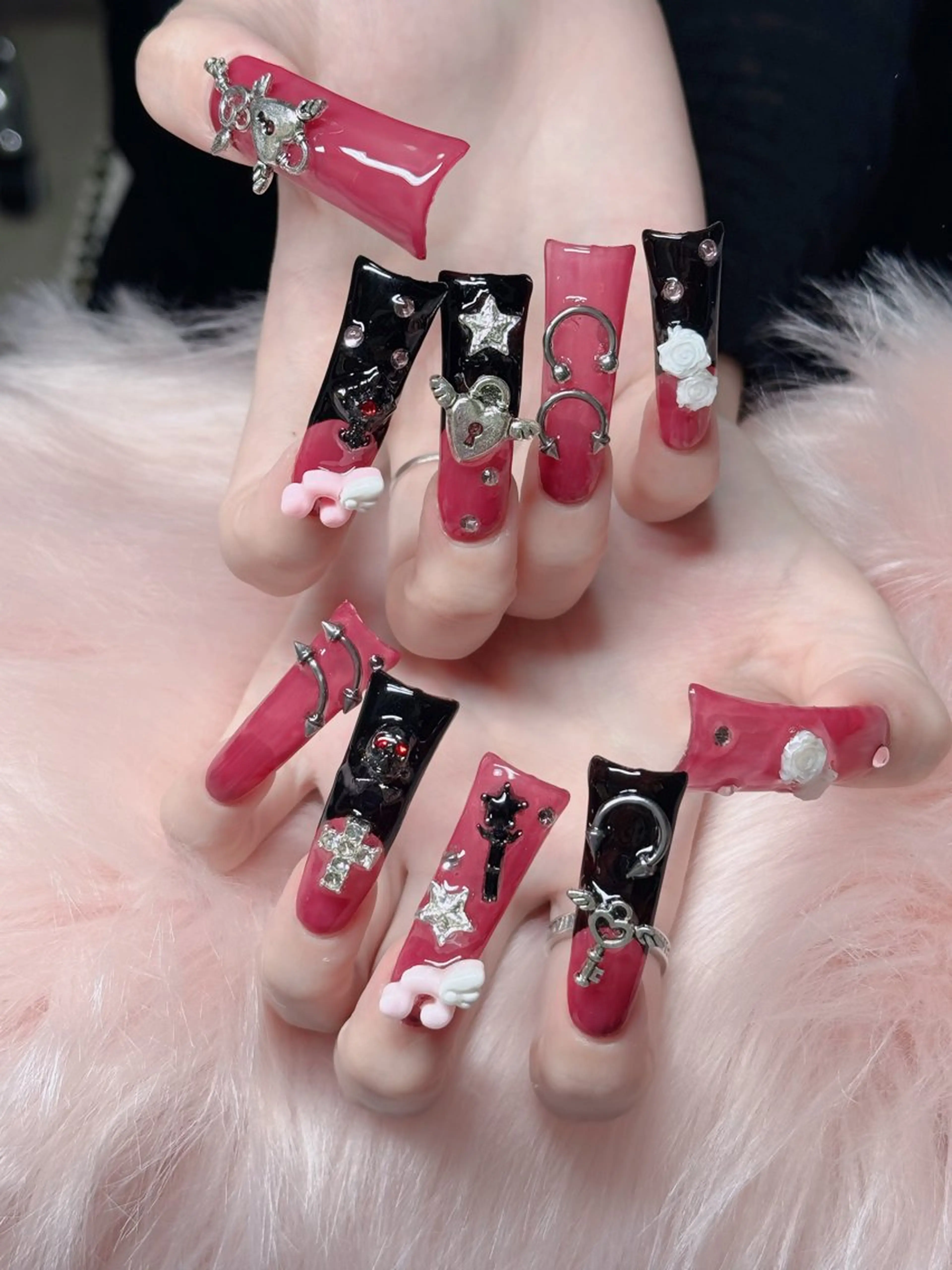 ネイル フレンチネイル ジェルネイル ハロウィン キラキラネイル 韓国ネイル ハンドネイル H.baby Nail Salonのネイルデザイン
