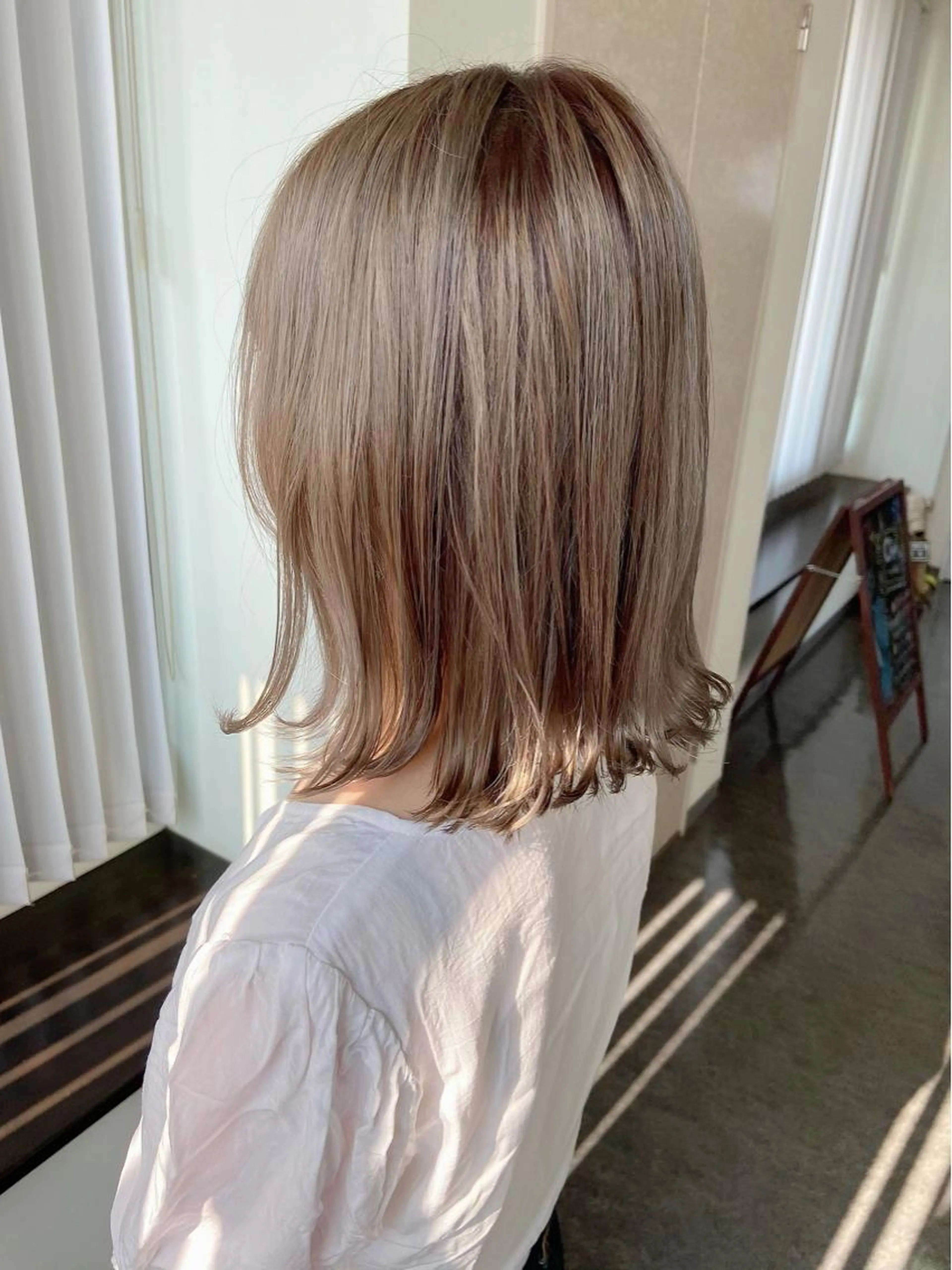 小顔カット+光色イルミナカラー+うるツヤ4STEPTr 通常12980円→6000円☘️の写真