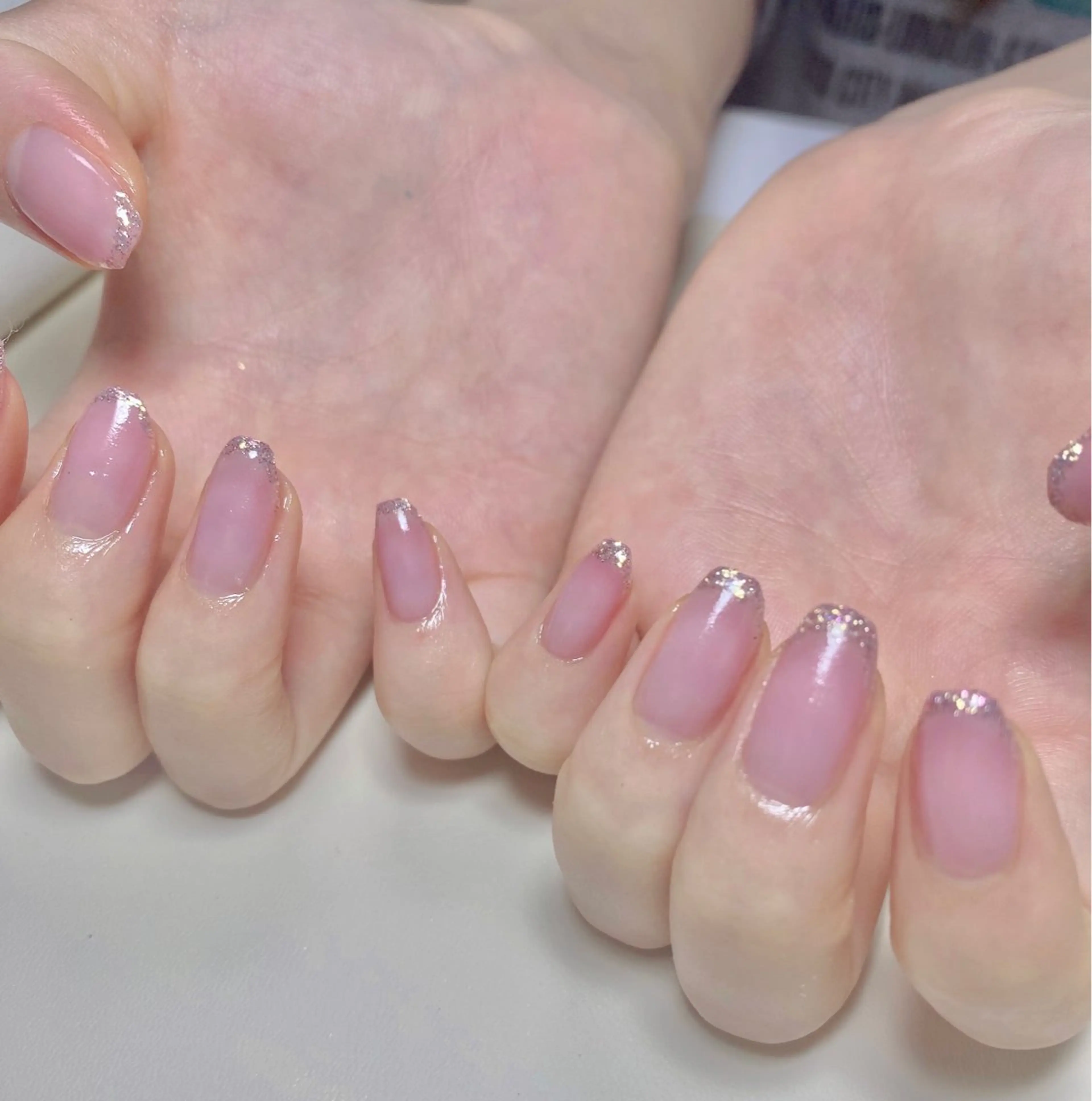 ネイル フレンチネイル ラメ(グリッター) ピンク ハンドネイル Nail Salon K 🧸美爪育成のネイルデザイン