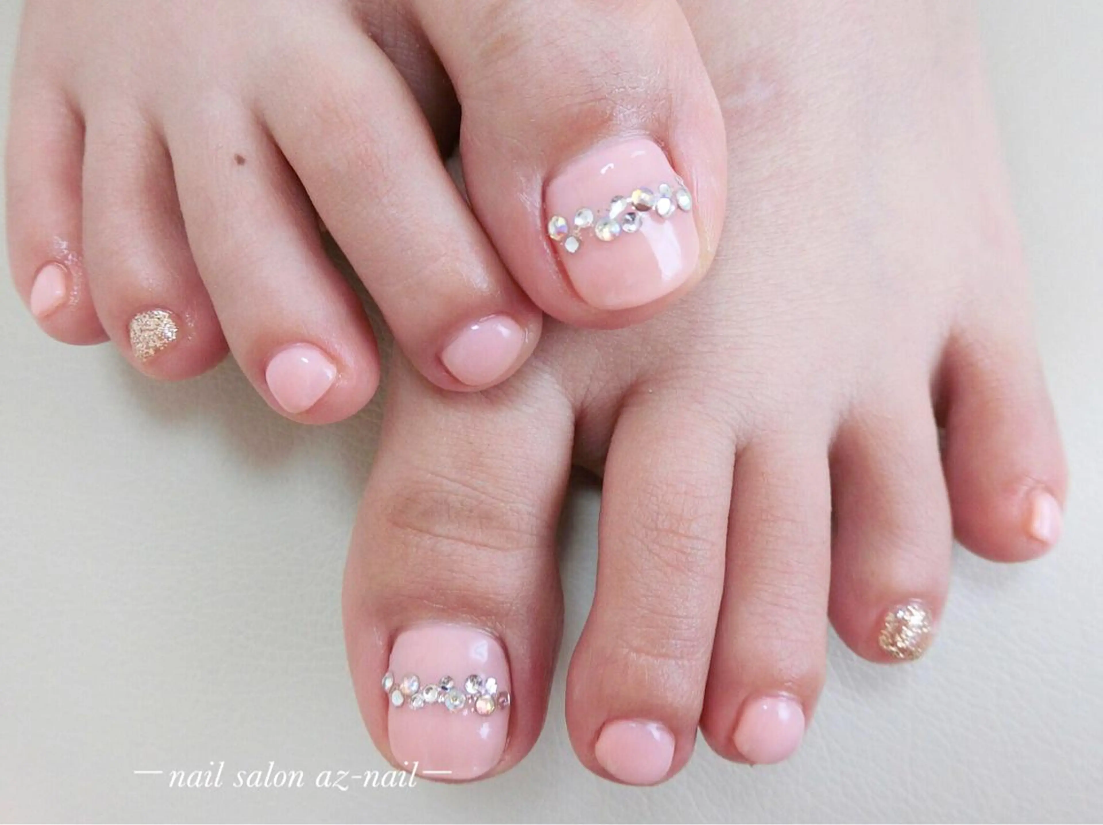 ネイル マツエク・マツパ 井上 梓のネイルデザイン