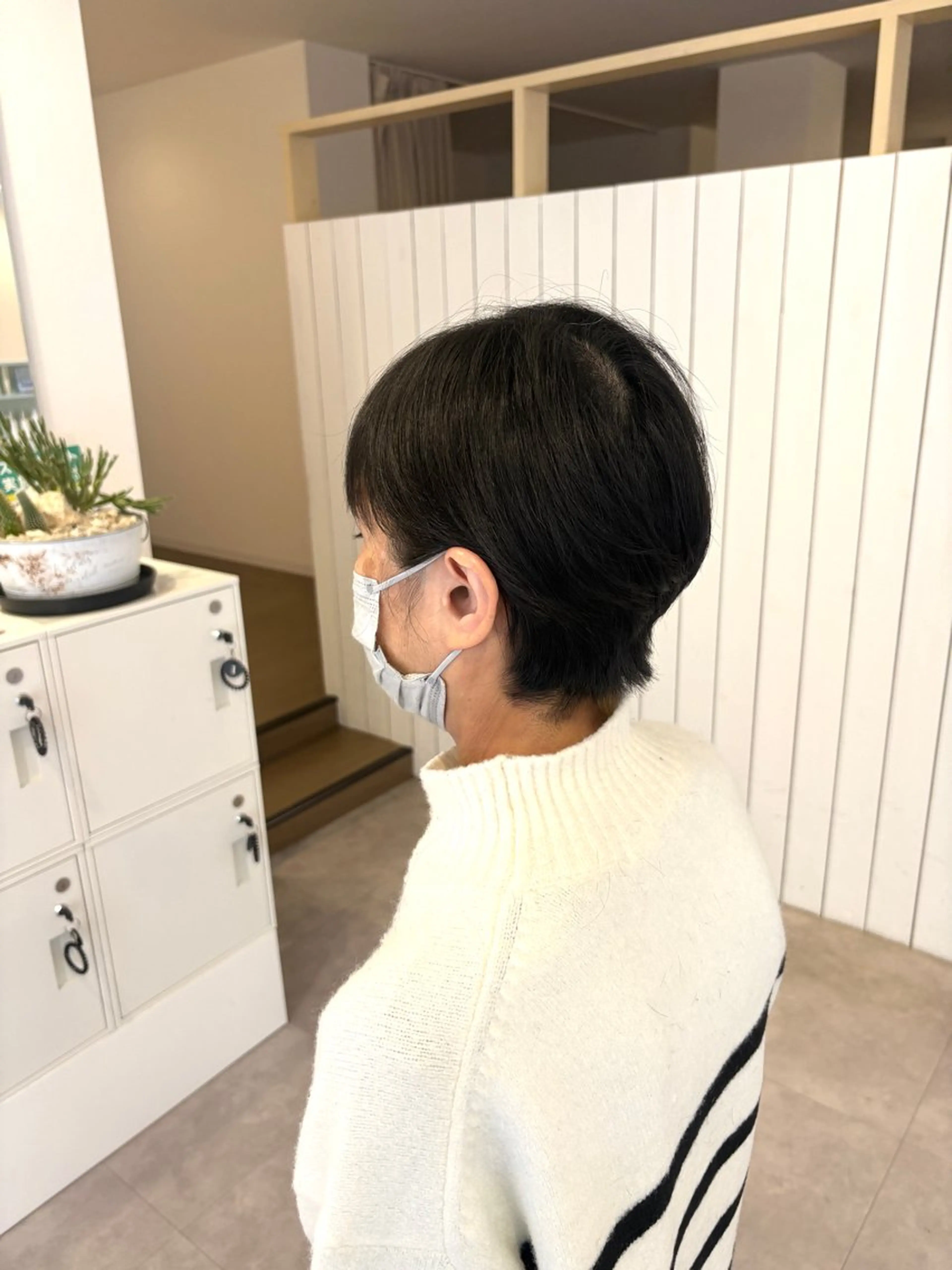 ショート ボブ 顔周りカット ショートヘア 新井 美優のヘアスタイル