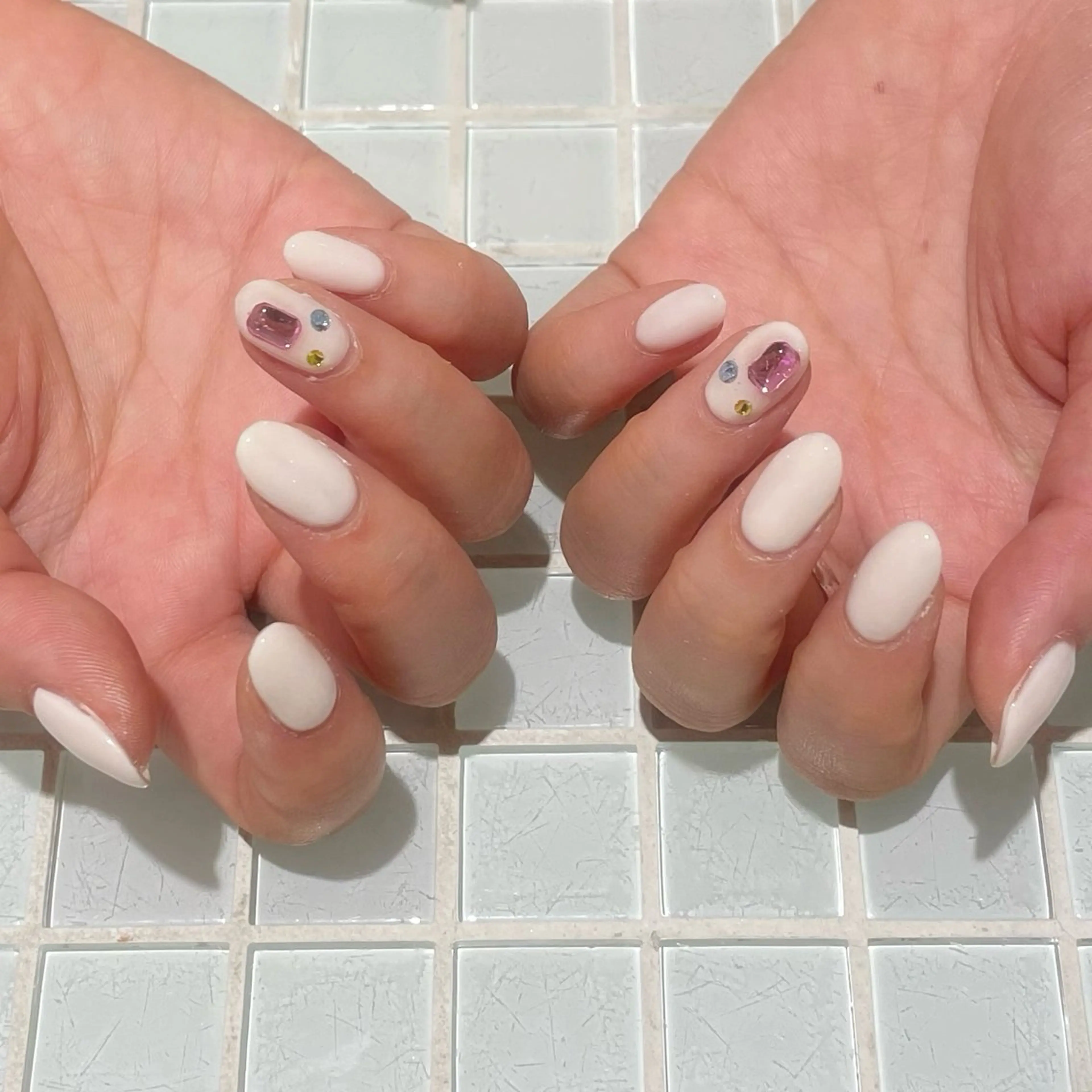 ネイル shellnail Nanamiのネイルデザイン