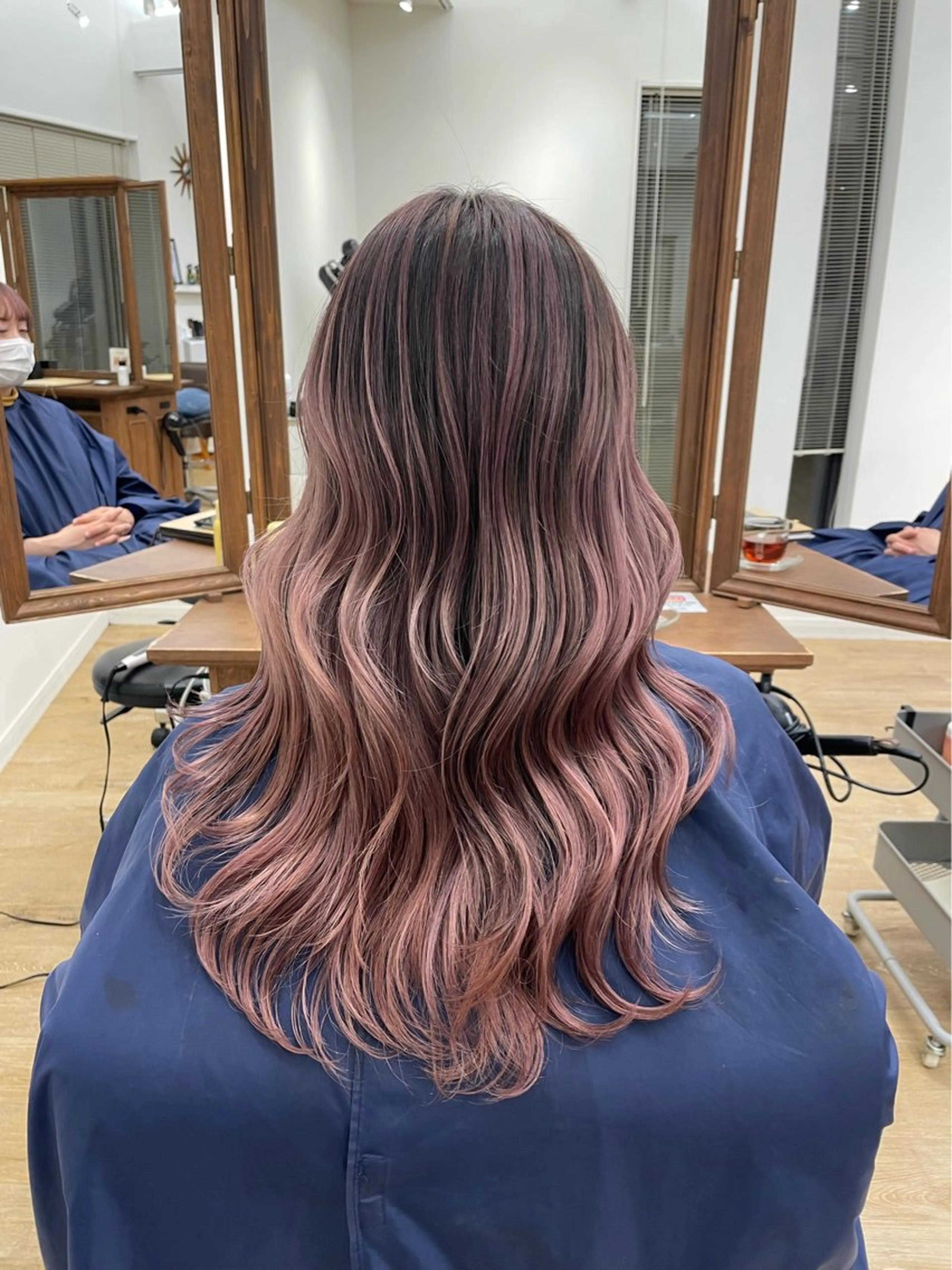 ミディアム カラー バレイヤージュ レイヤーカット ブリーチ👩‍🦳/ ‪✂︎MANAMIのヘアスタイル