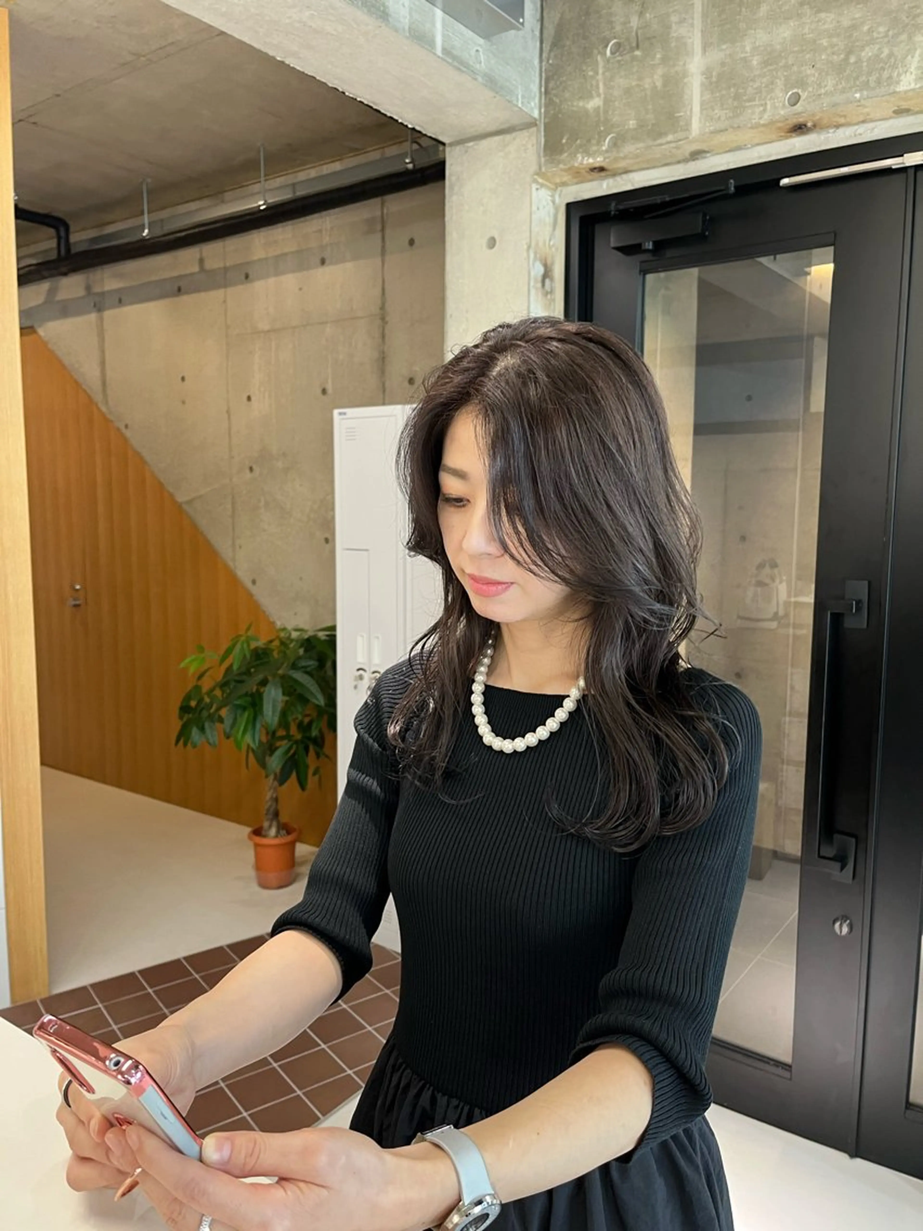 セミロング カラー 透明感カラー カット ヘアカラー トリートメント nagi所属・横田直也／韓国風 レイヤーカット／千種のヘアスタイル