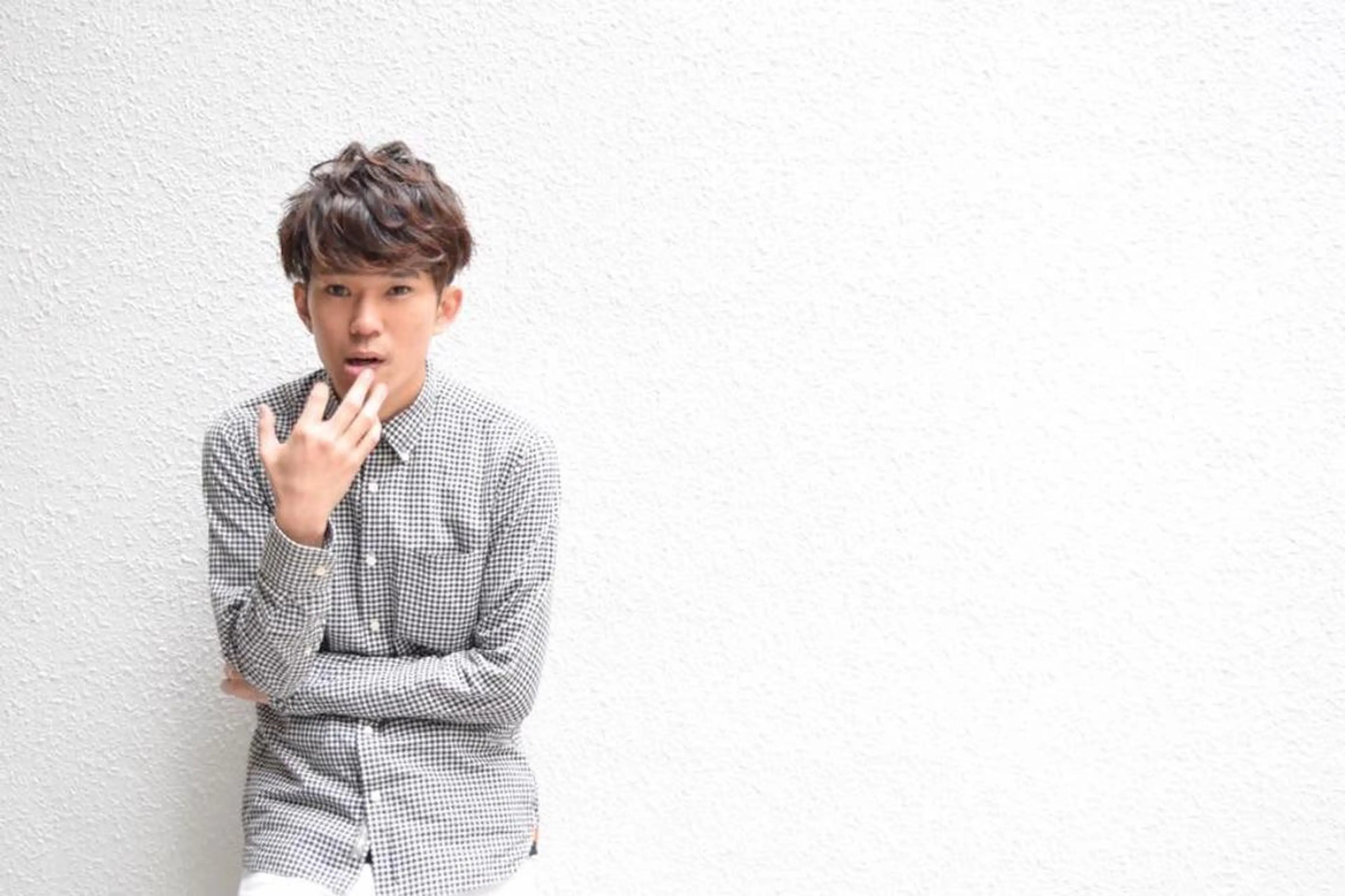 ショート カラー パーマ メンズ 嶋佐 昌大 シマサマオのヘアスタイル