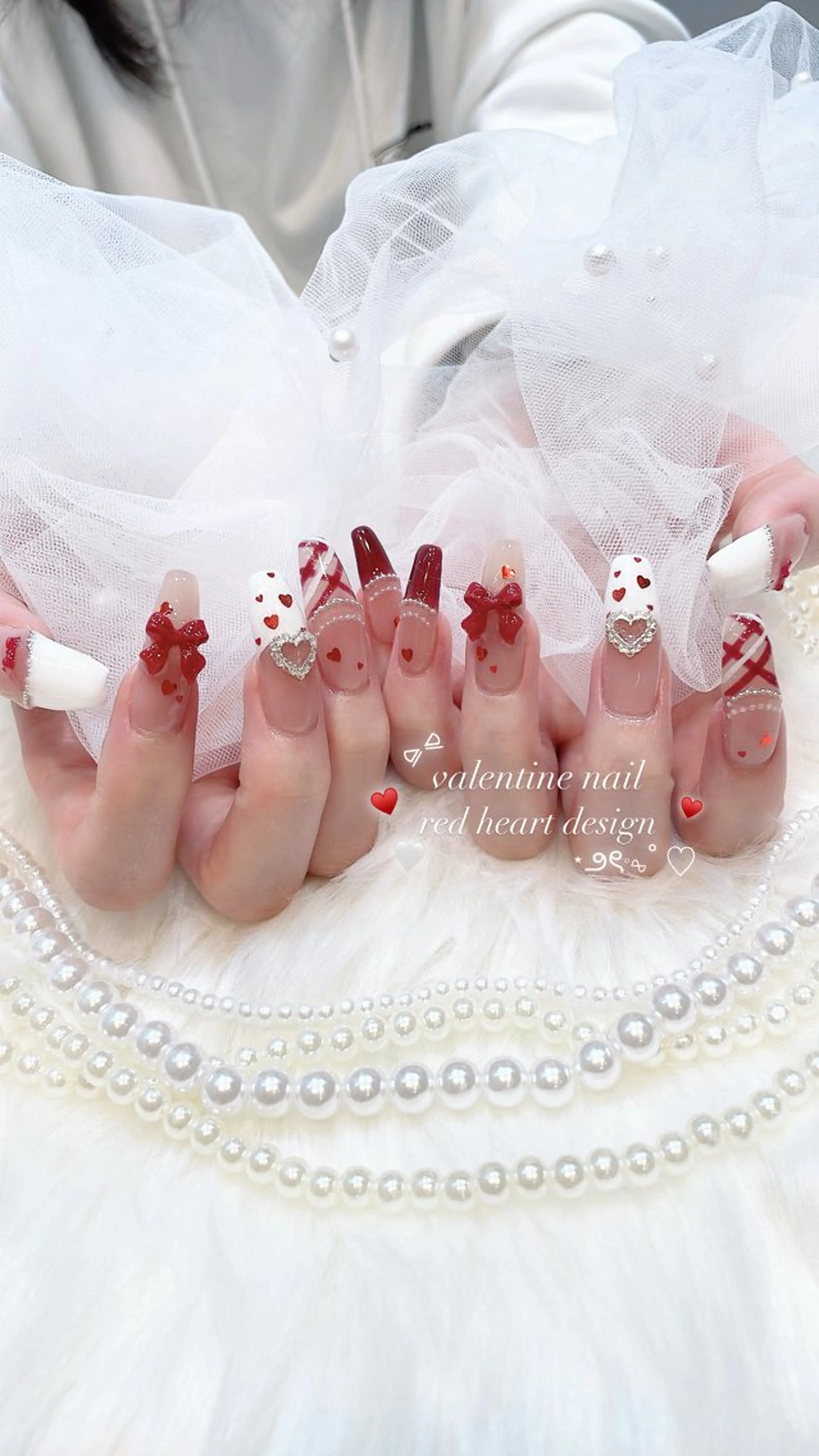 ネイル ハンドネイル classic 新横浜所属・山田 暉のネイルデザイン