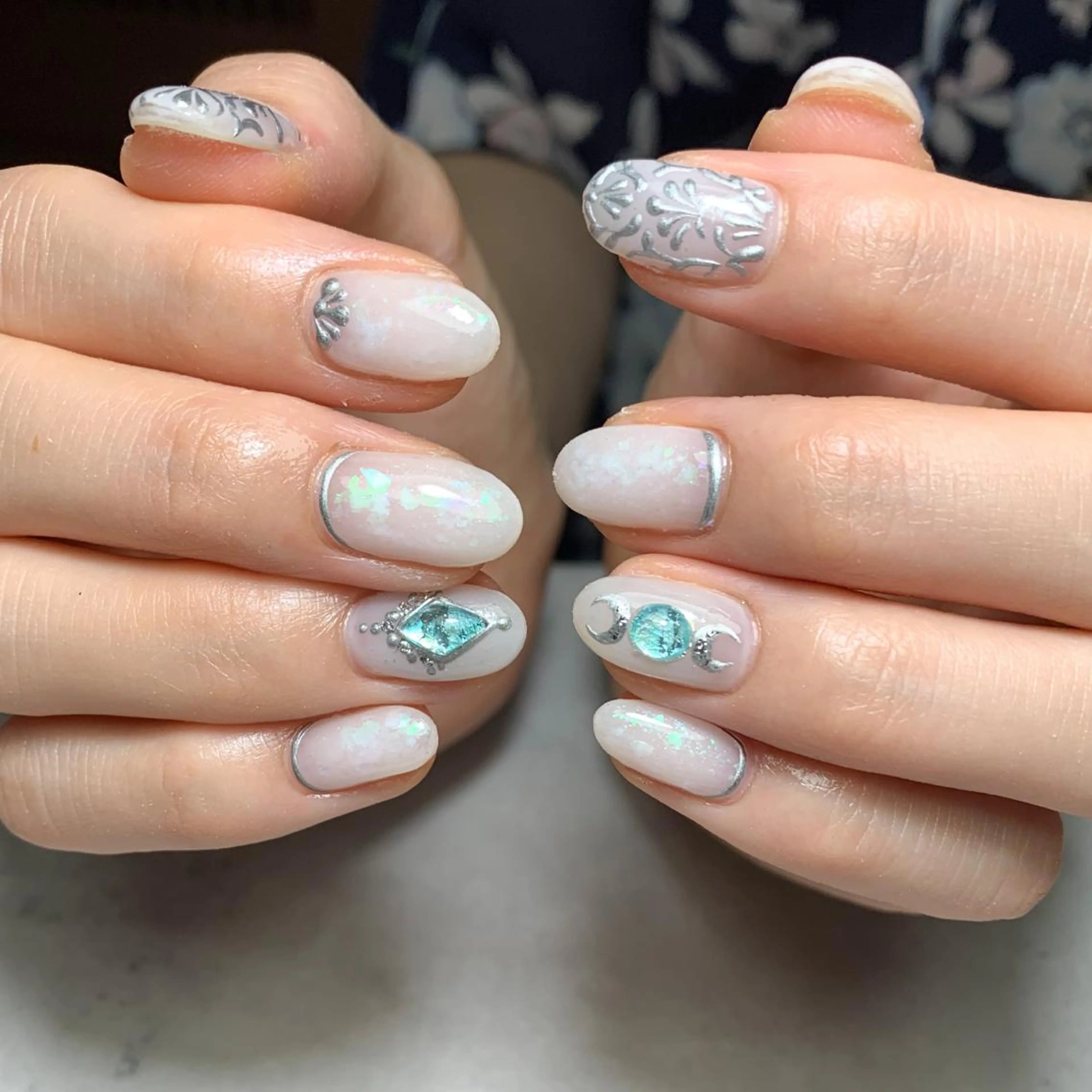 ネイル atelier　FIORITURA所属・FIORITURA aiのネイルデザイン