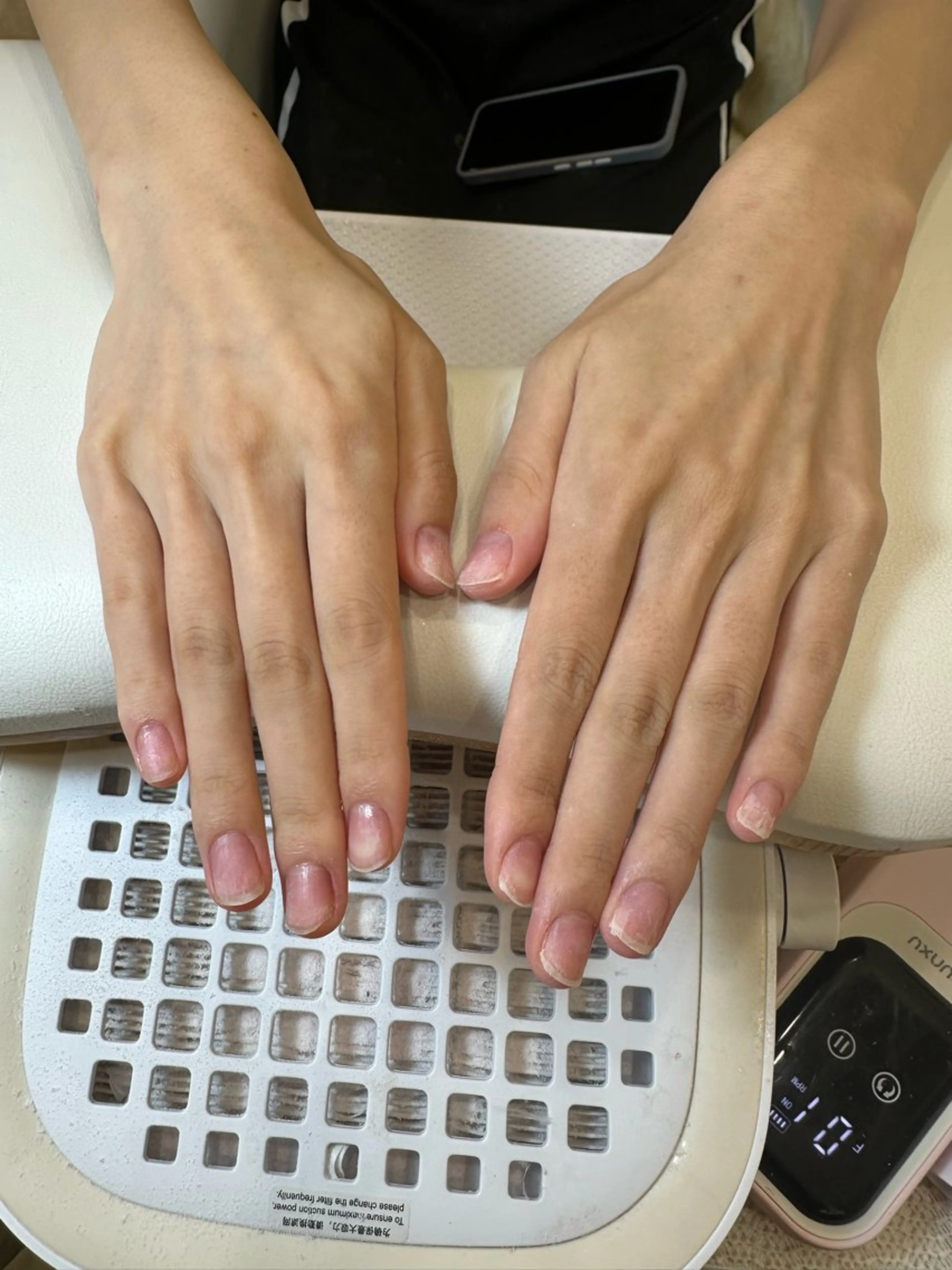 丁寧オフ(長さ出し、スカルプチュアネイル別料金)の写真