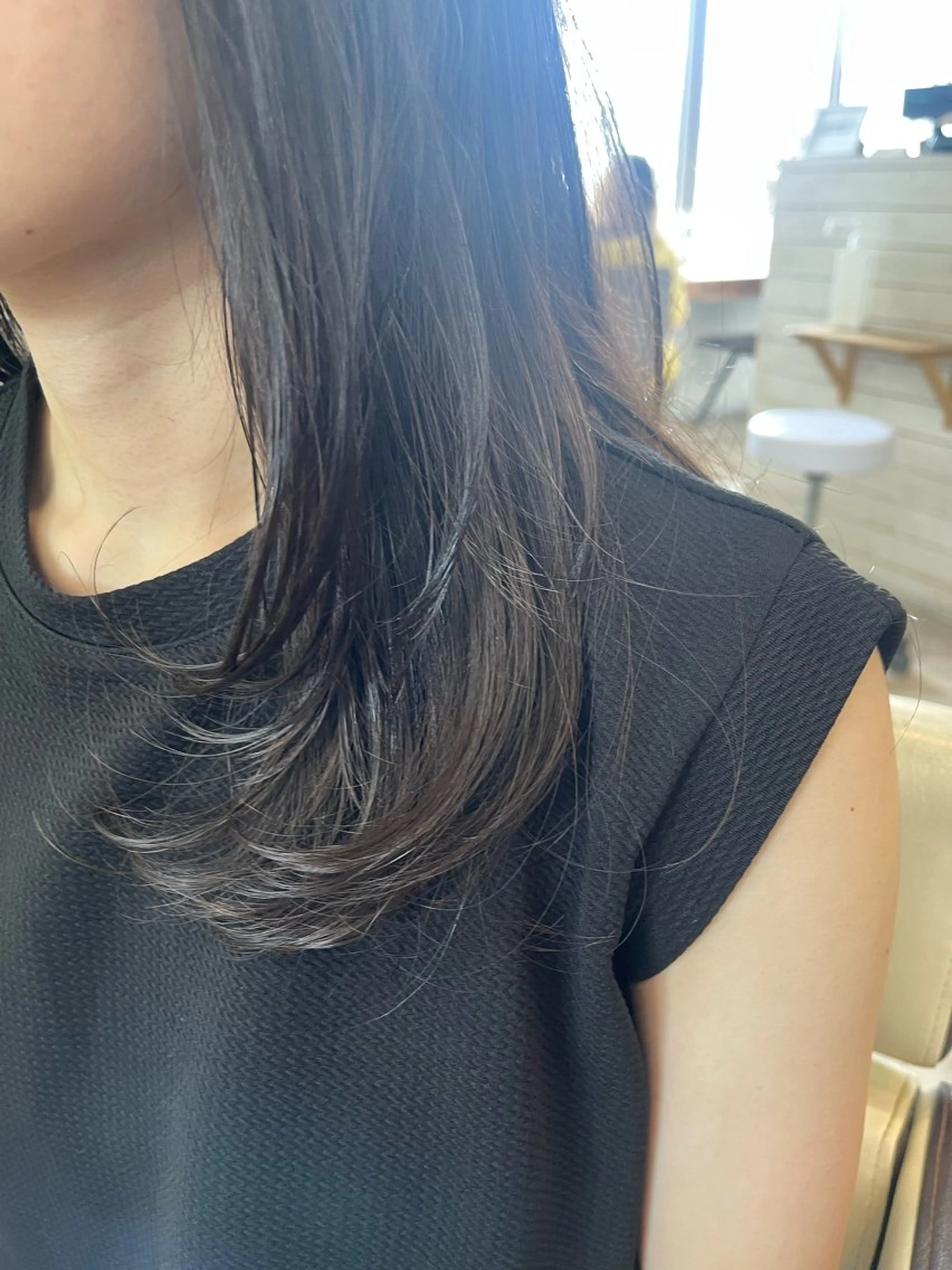 セミロング 顔まわりレイヤー 顔周りカット レイヤーカット ラム【CLAP】 🤍のヘアスタイル