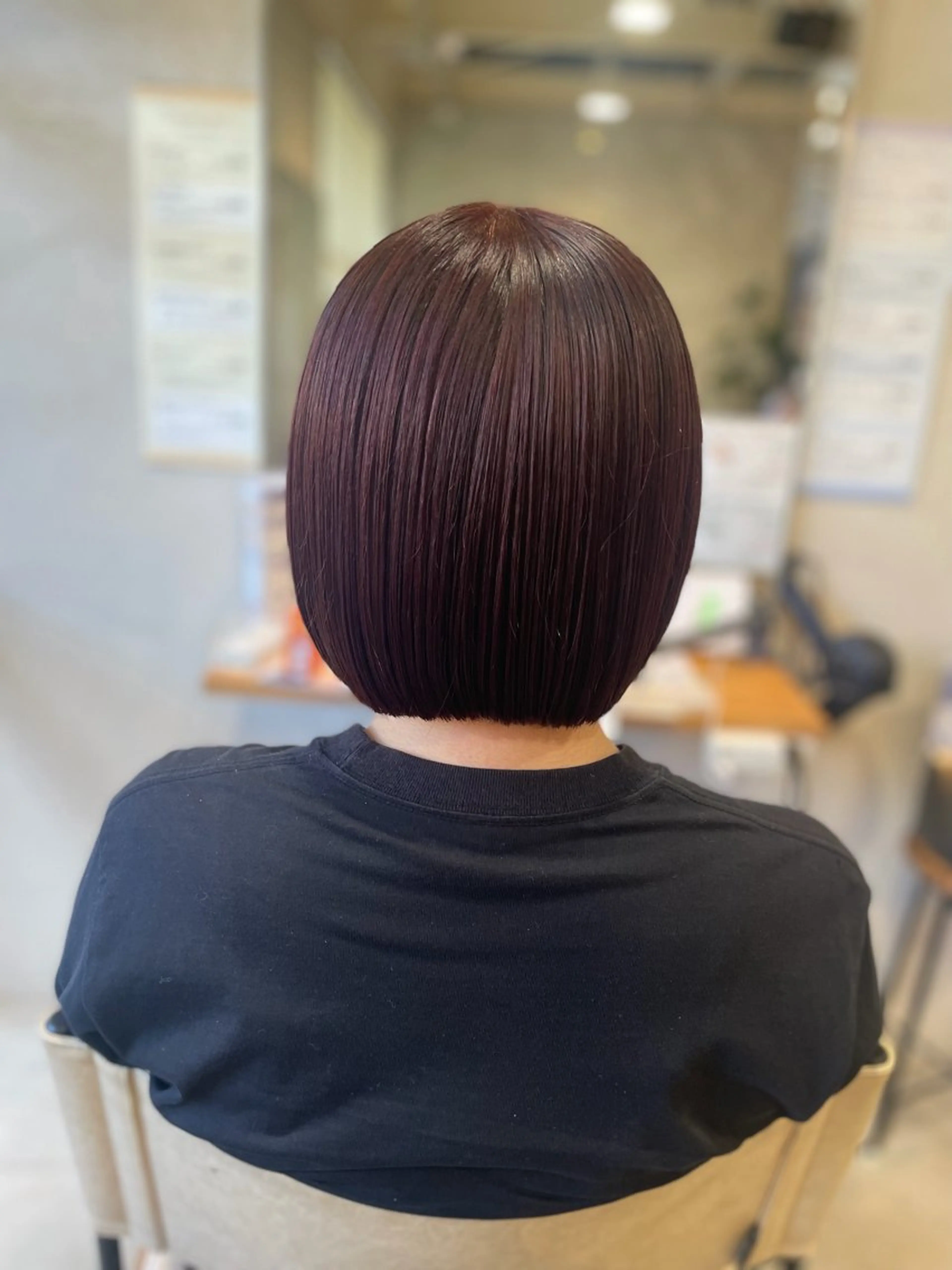 ミディアム ボブ カット momoka 女性限定のヘアスタイル