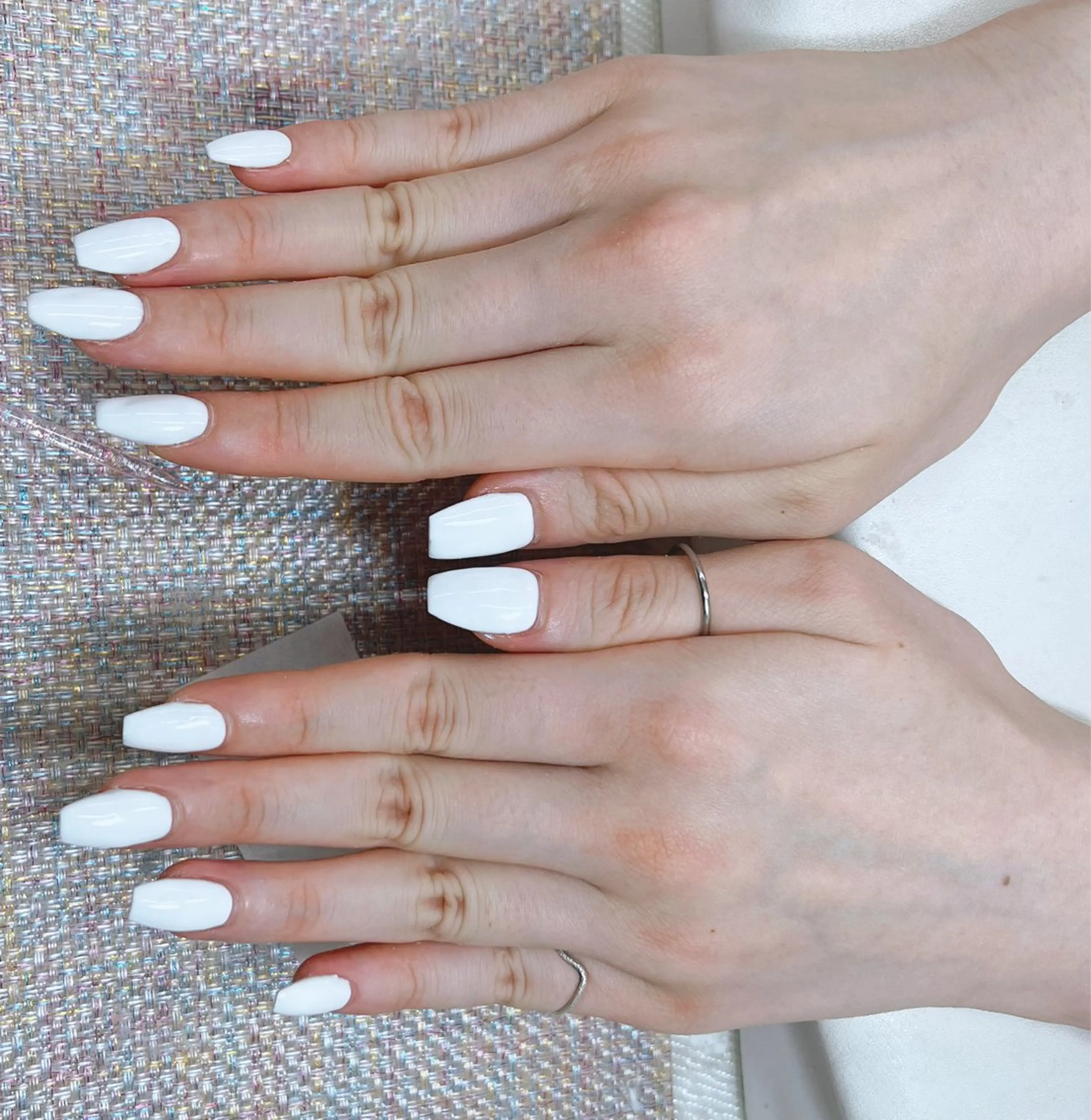 セミロング 宮崎 もものネイルデザイン