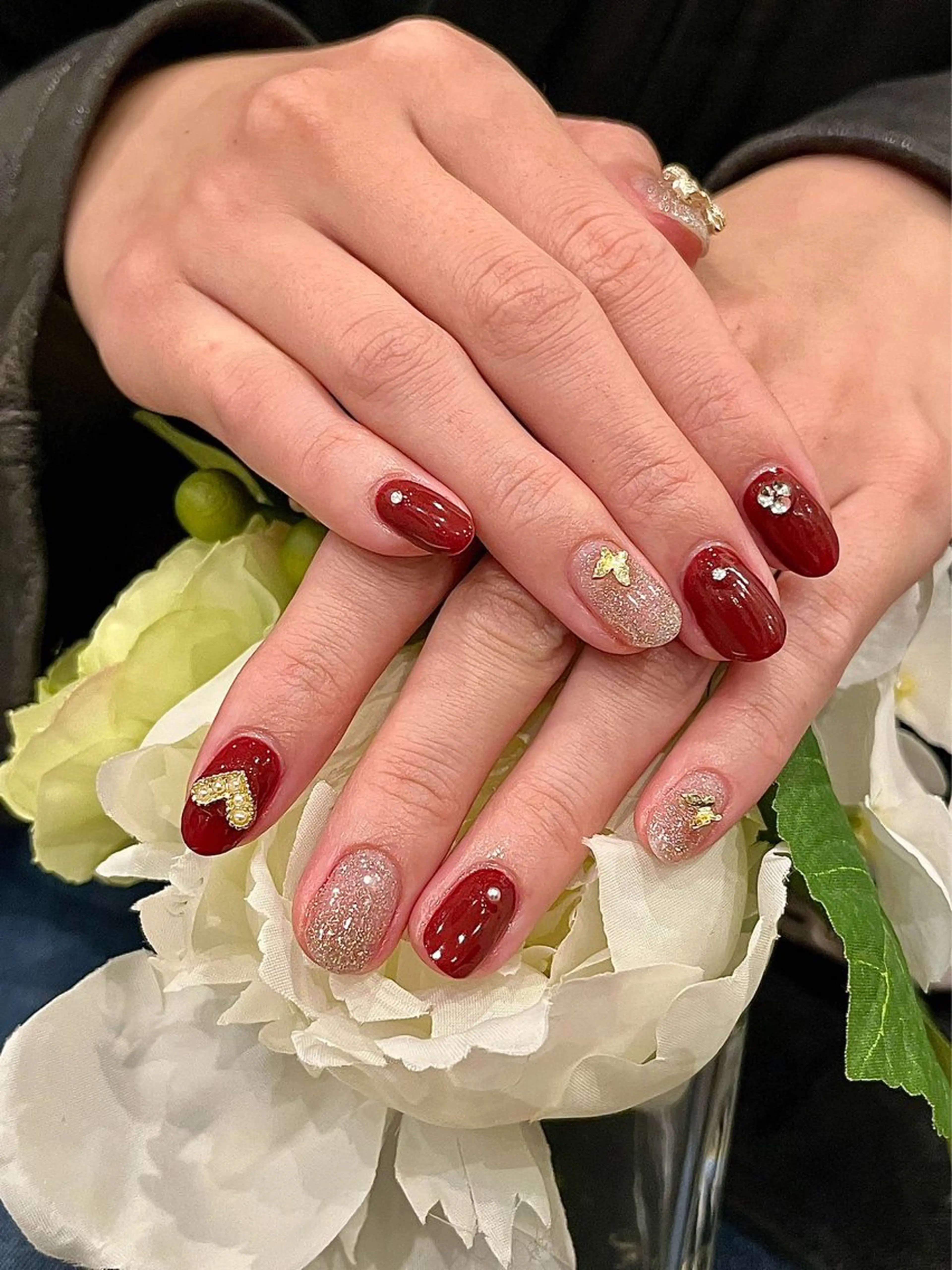 ネイル 持ち込み 赤色 冬ネイル クリスマス ハンドネイル H&Bsalon カイのネイルデザイン