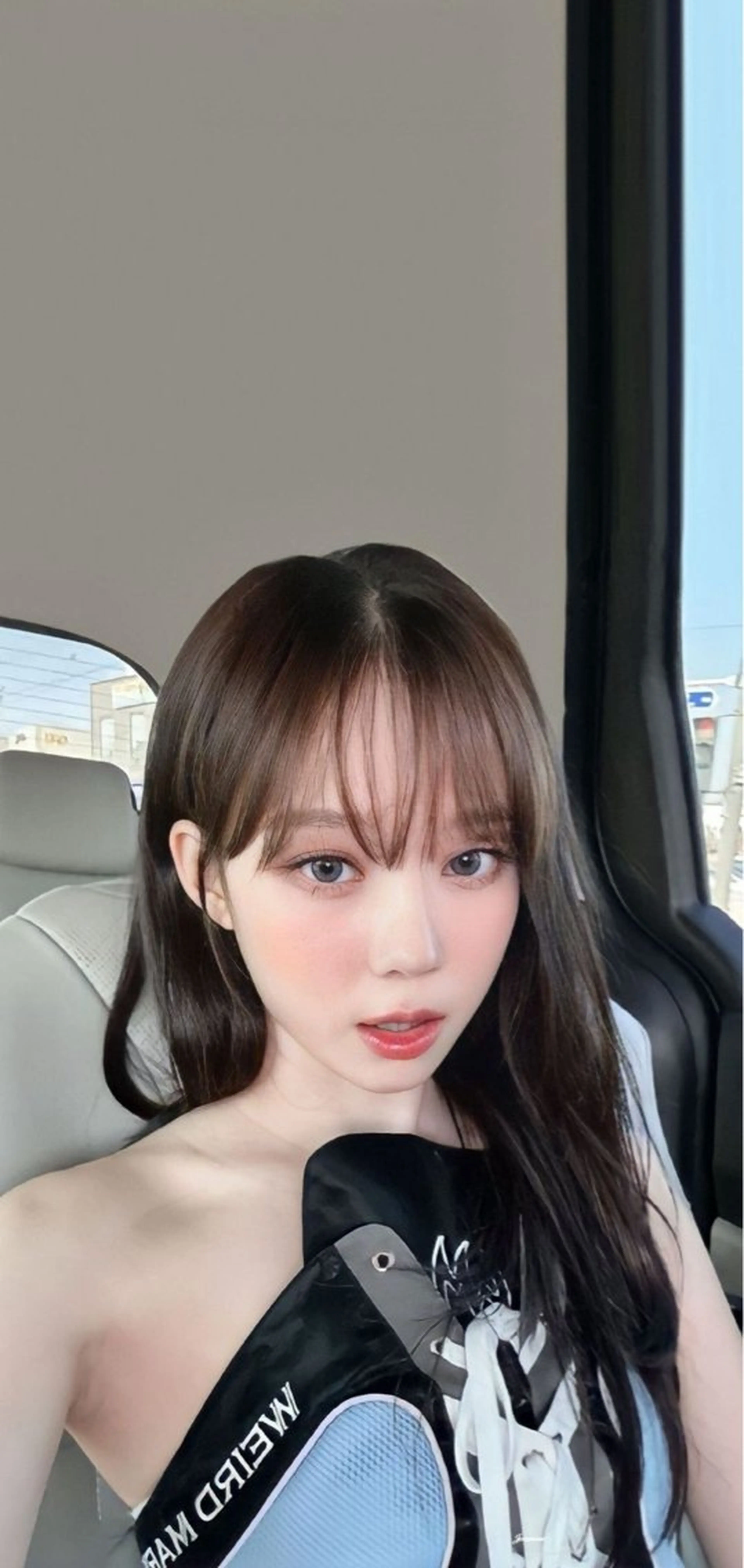 ロング カラー ハイトーン/韓国 レイヤー/るか🎀のヘアスタイル