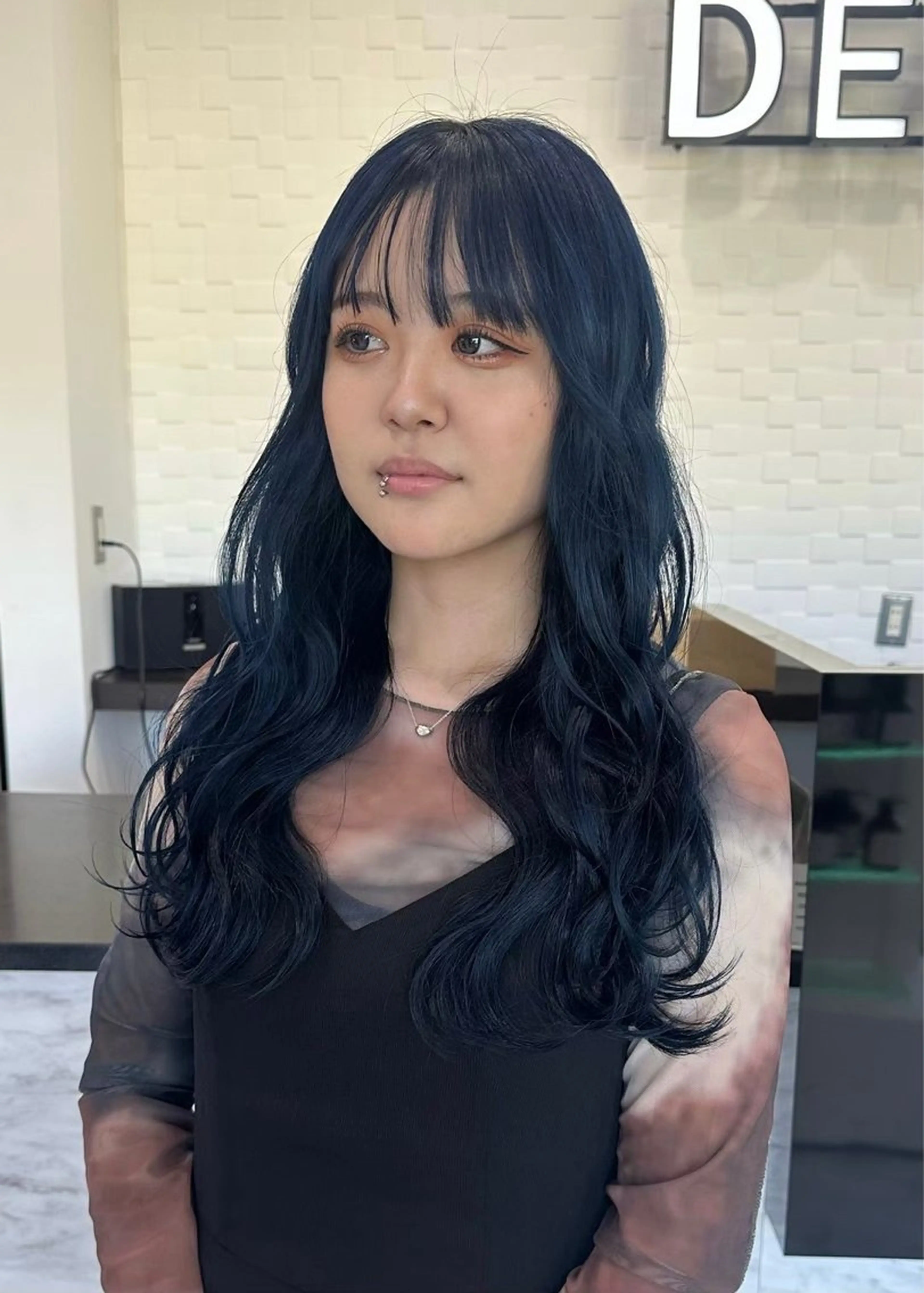 セミロング asahi /透明感/つや/暖色のヘアスタイル