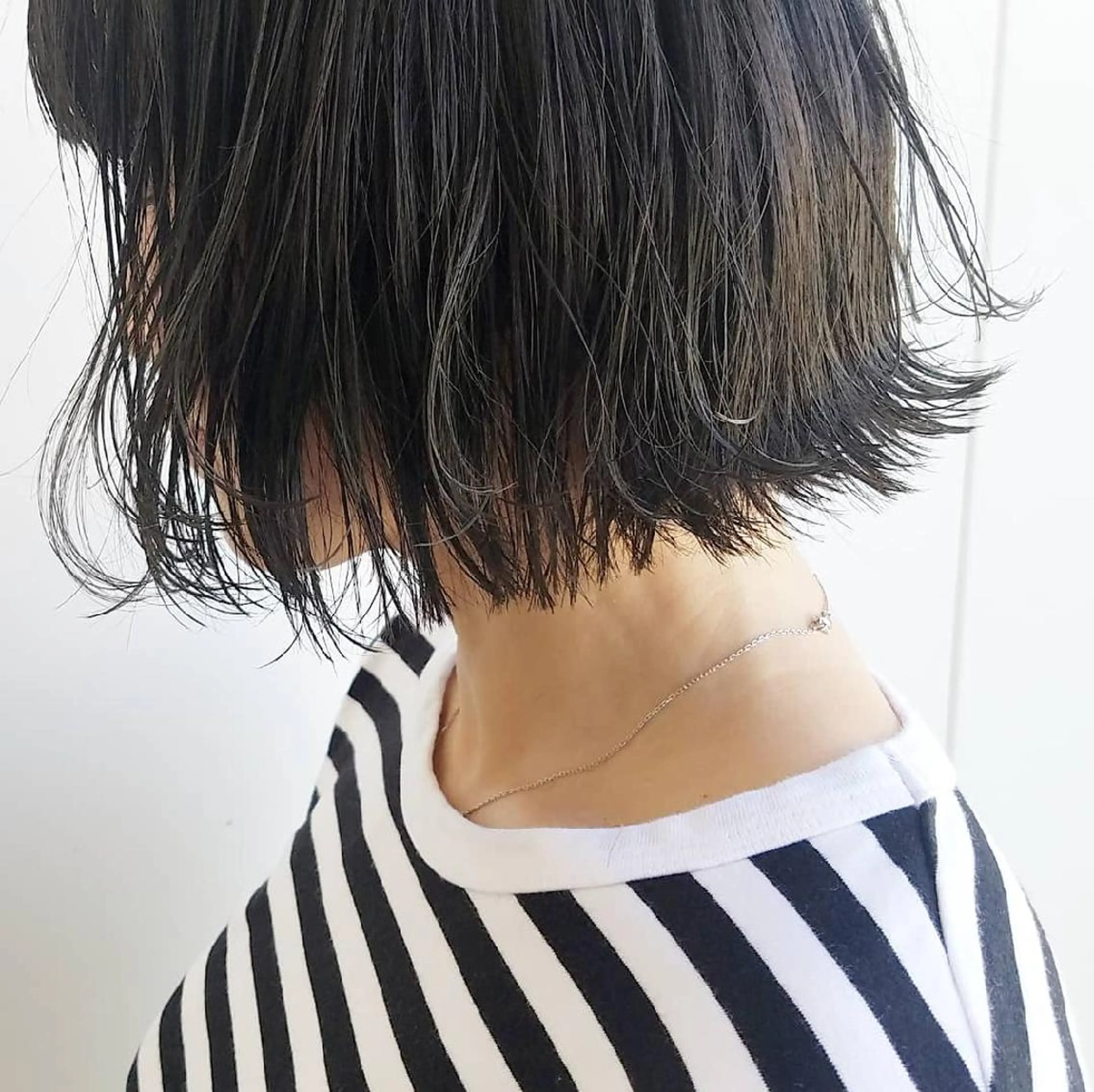 カラー ダークグレー ダークグレージュ グレージュ ボブ iplus✴ まつげ、眉毛、耳つぼのマツエク・マツパデザイン