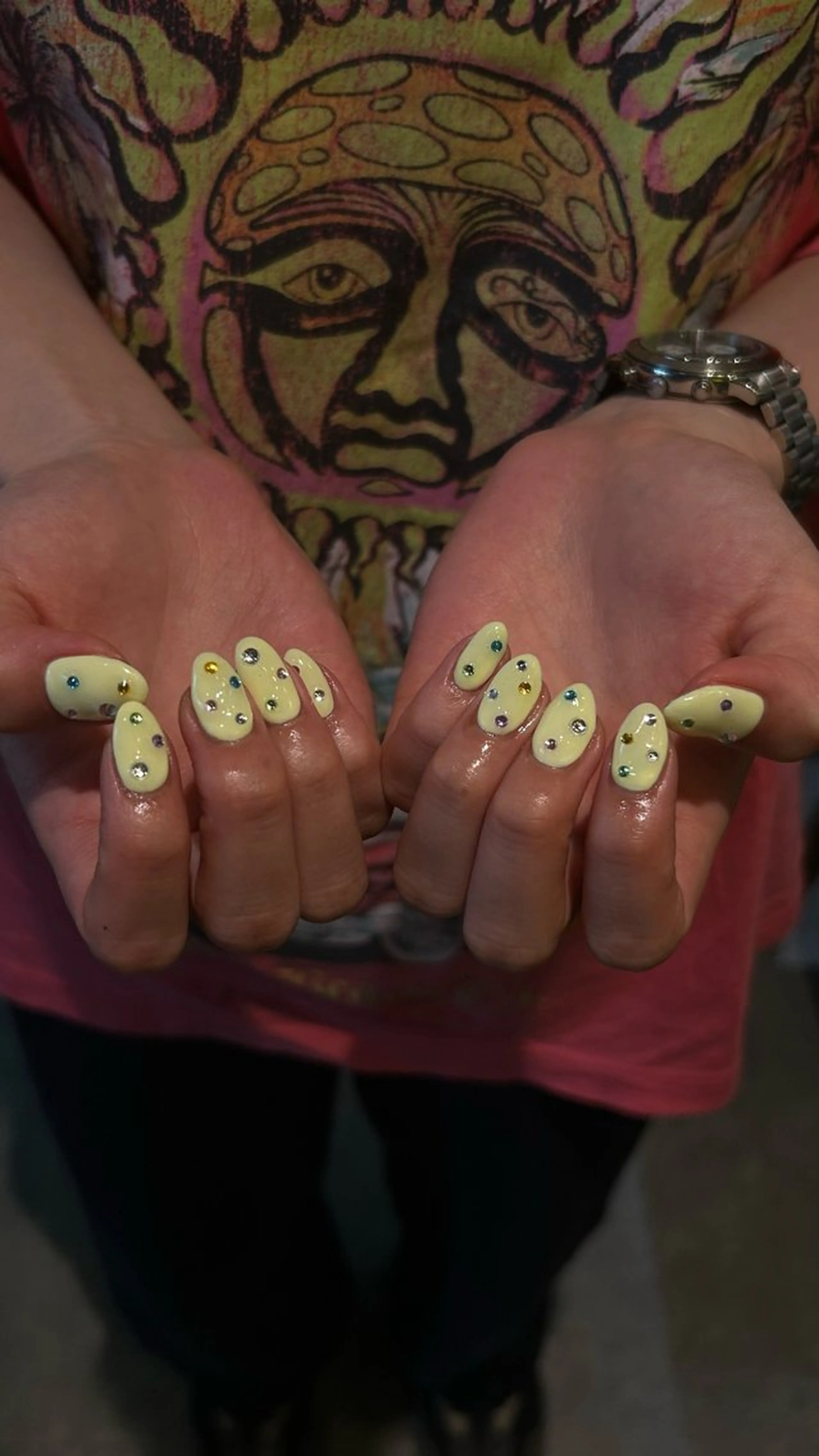 【U25】ワンカラージェルネイル ✪ パーツ、シールも付け放題！✭の写真