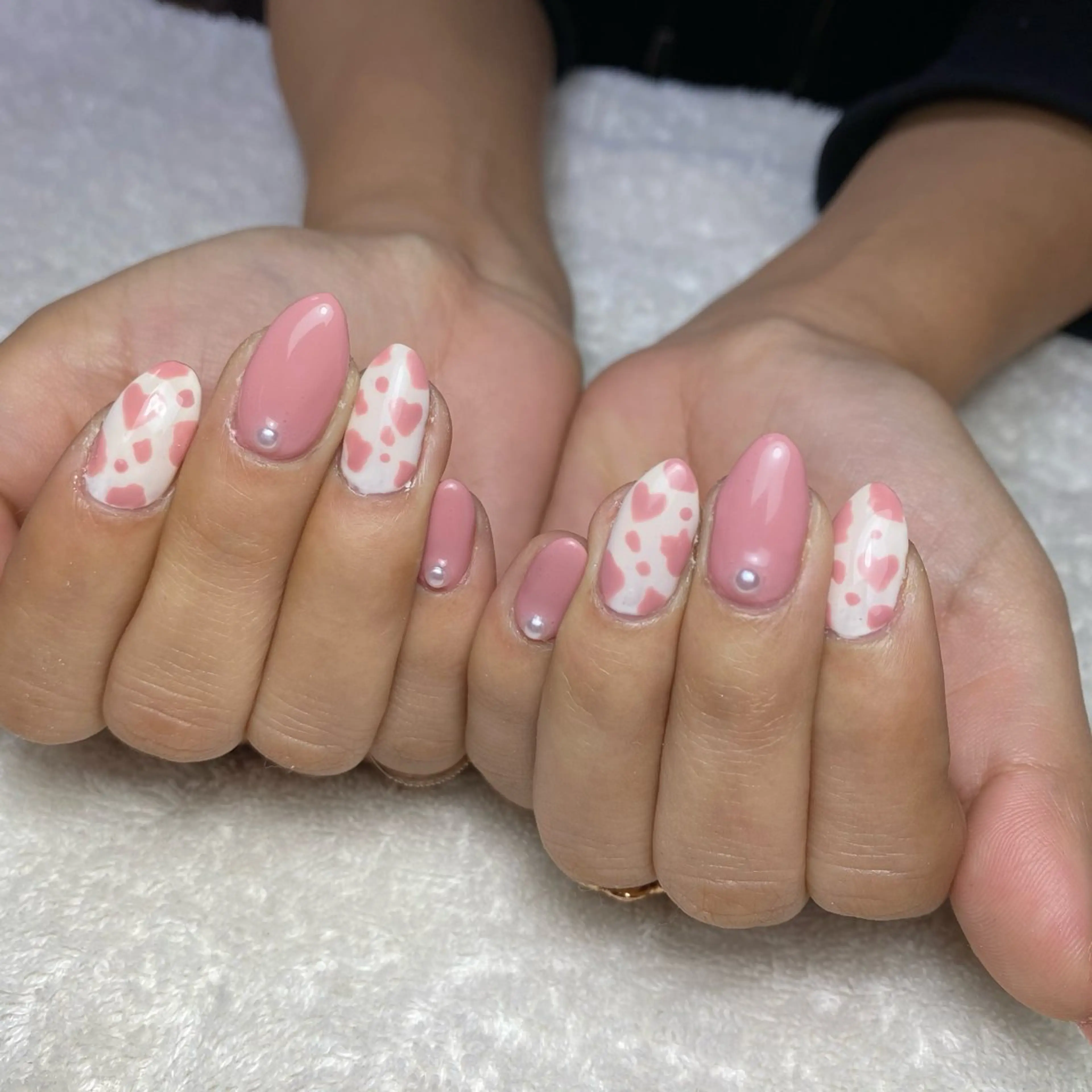 ネイル ピンク ハンドネイル COCO+所属・COCO +のエステ・リラクイメージ