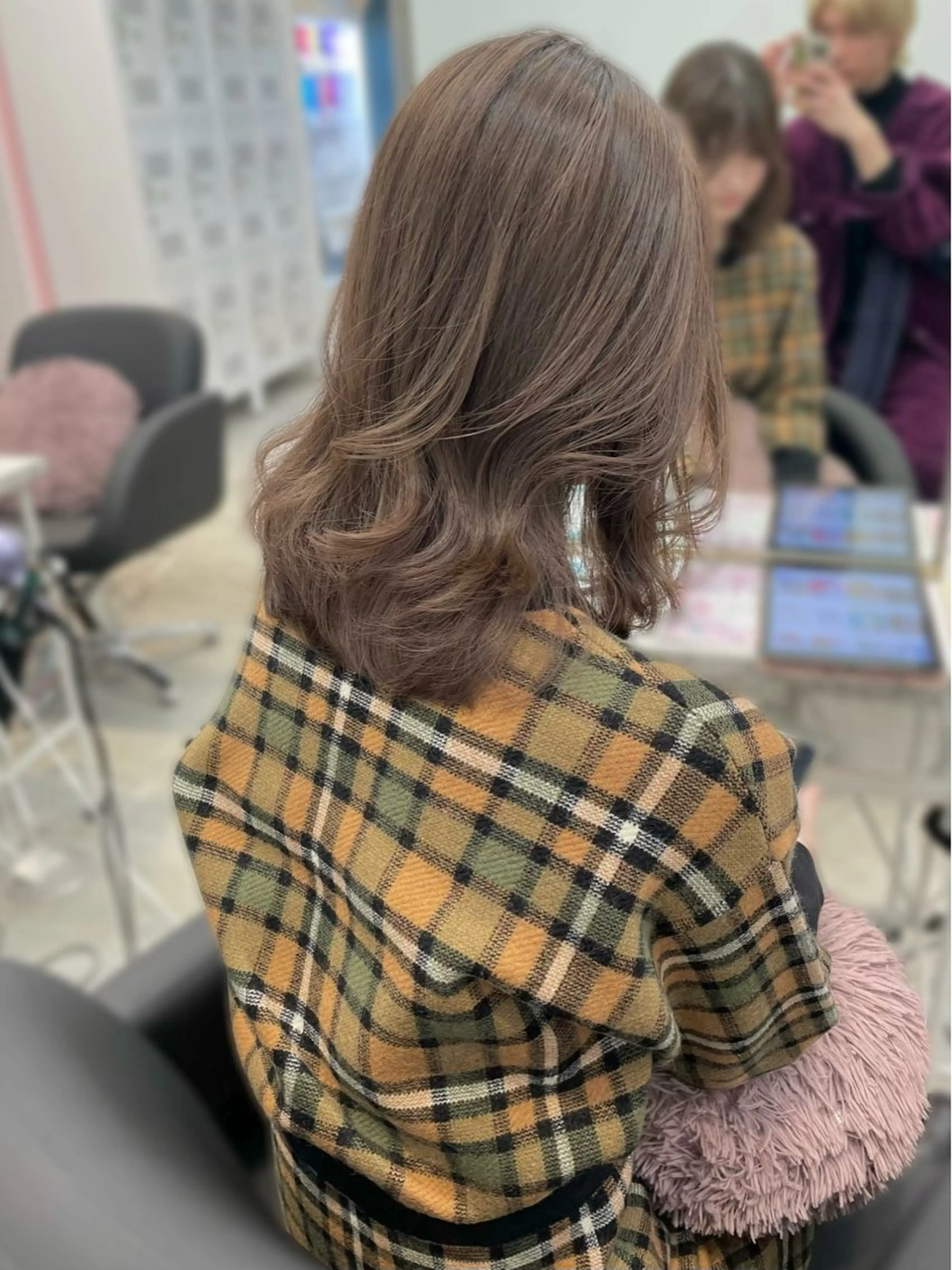 ミディアム ボブ 韓国風ヘア ムラ修正ブリーチ 山田眞之介のヘアスタイル