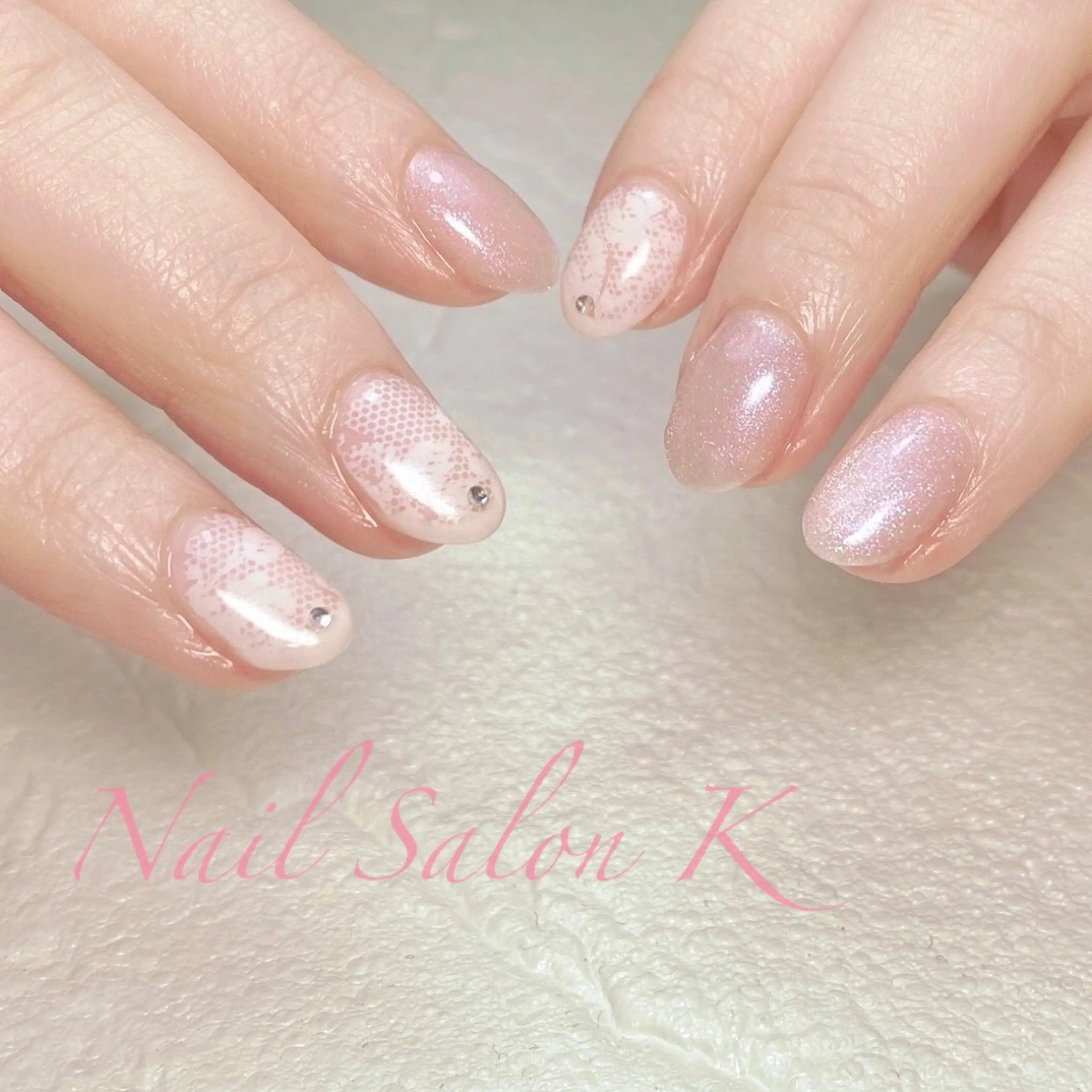 ネイル フレンチネイル レース マグネットネイル ピンク ストーンネイル ハンドネイル Nail Salon K 🧸美爪育成のネイルデザイン