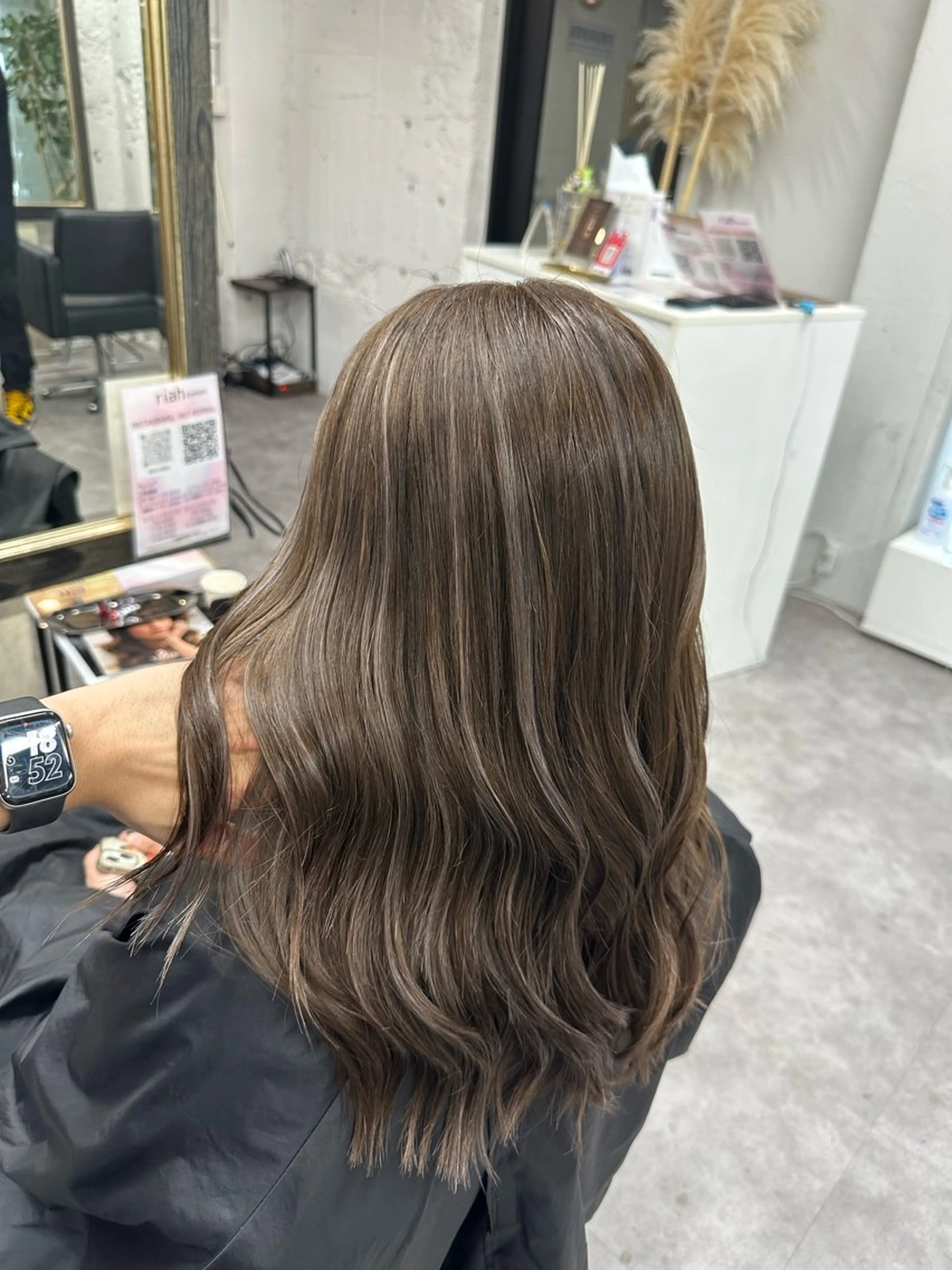 ミディアム カラー ヘアアレンジ カット ヘアカラー トリートメント 久米 治仁のヘアスタイル