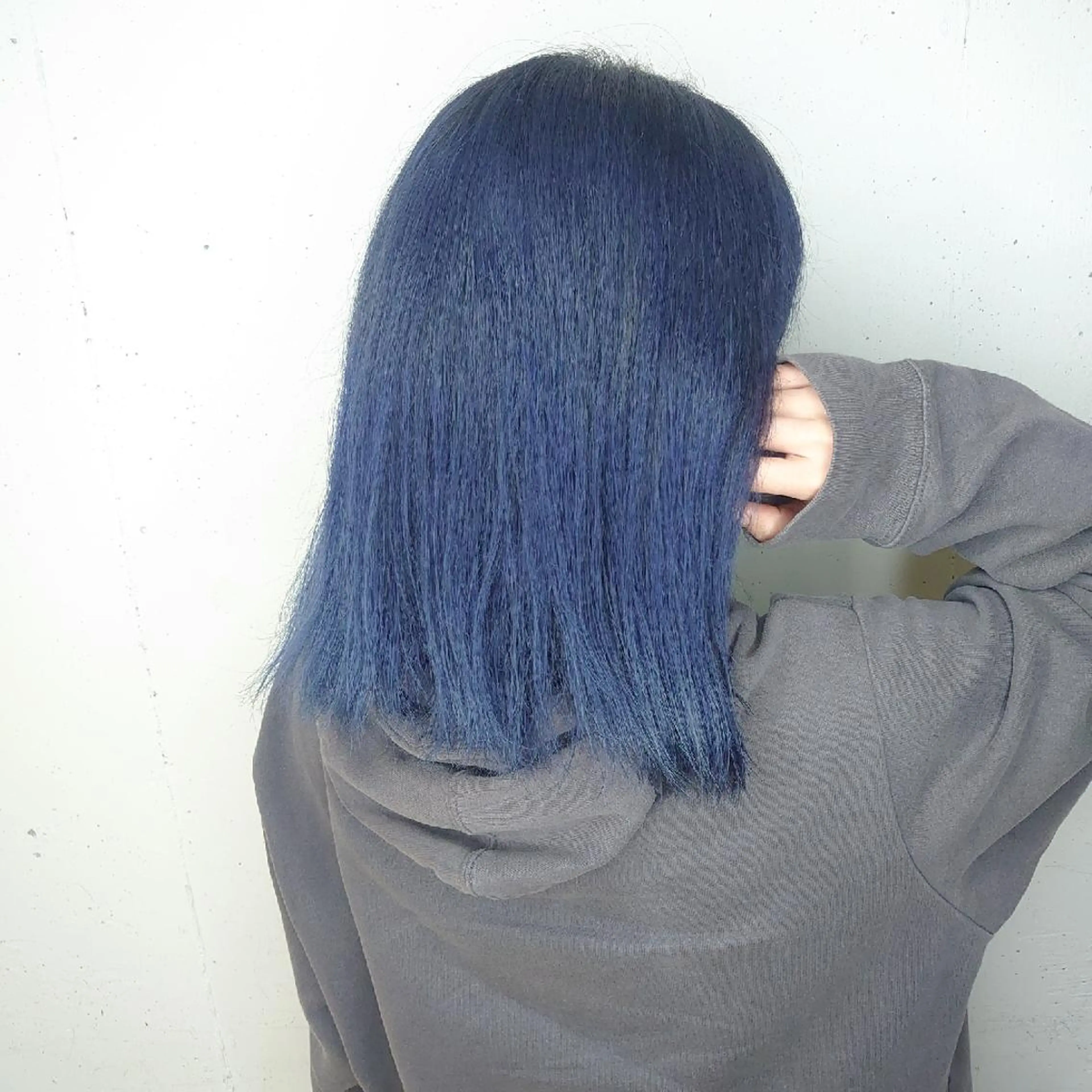 ミディアム カット ヘアカラー E Komo hair所属・Wow❕E Komo hair 永井一輝のヘアスタイル