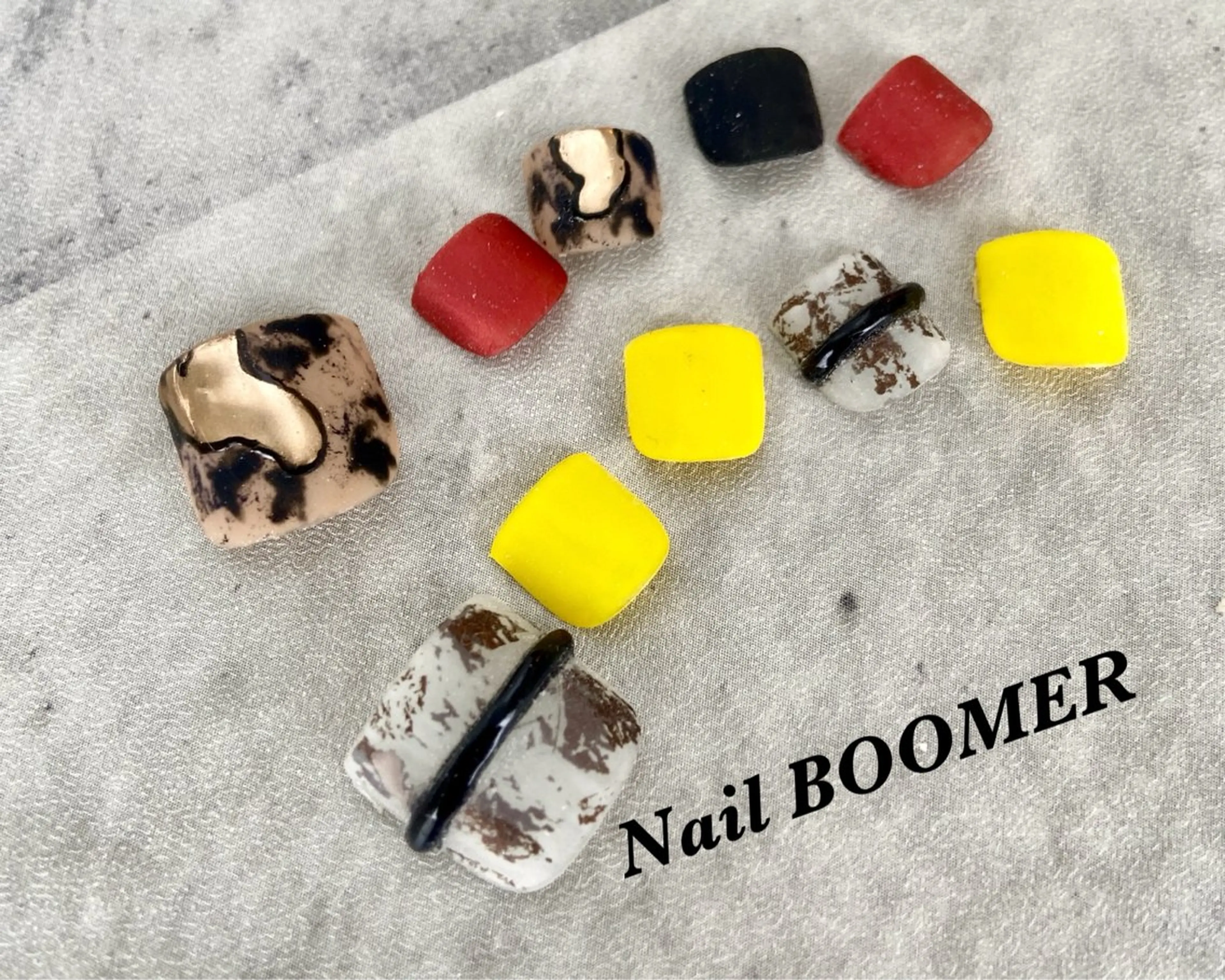 ネイル フットネイル ネイル ブーマーのネイルデザイン