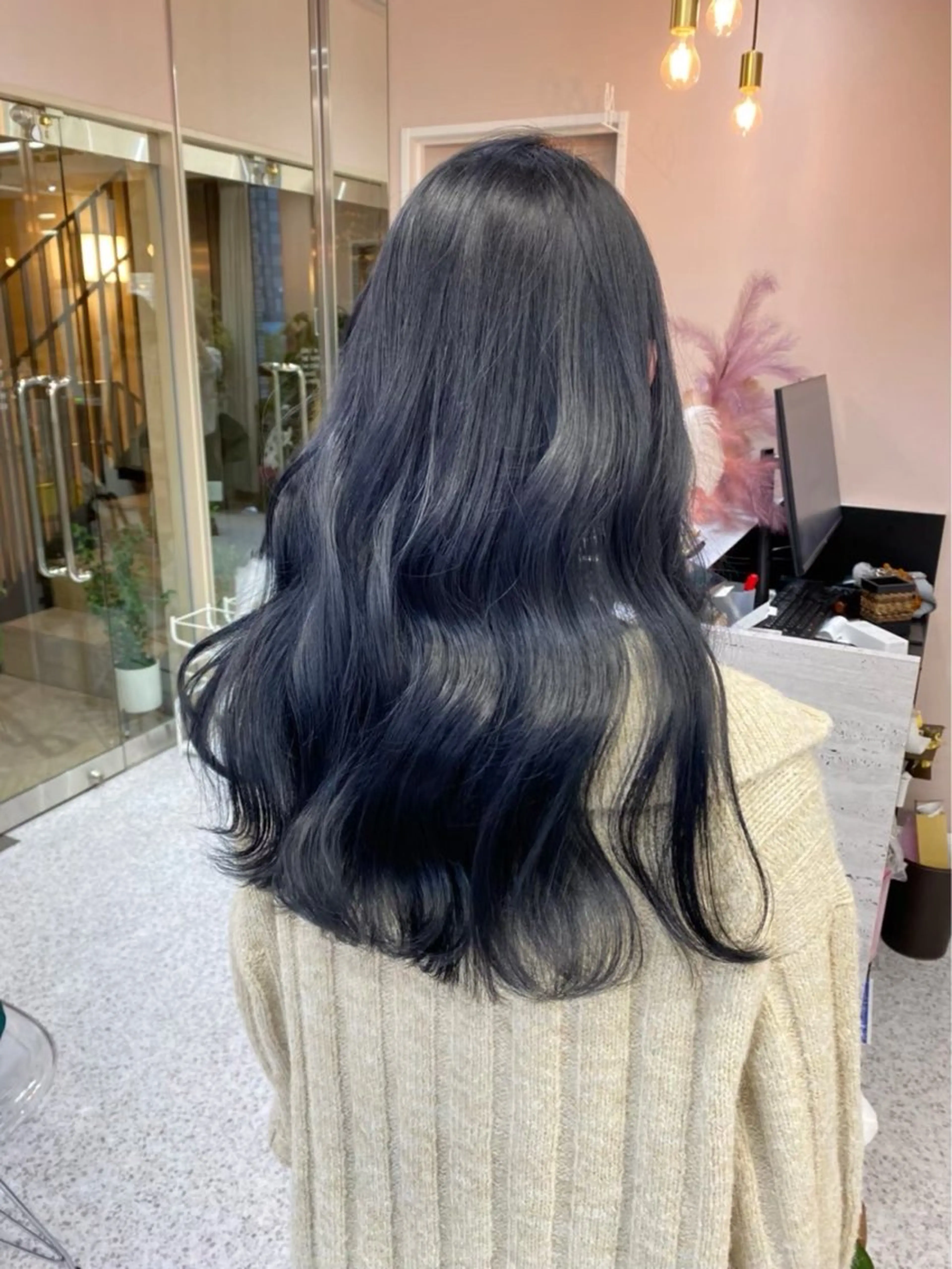 ロング タカダ ケンタのヘアスタイル