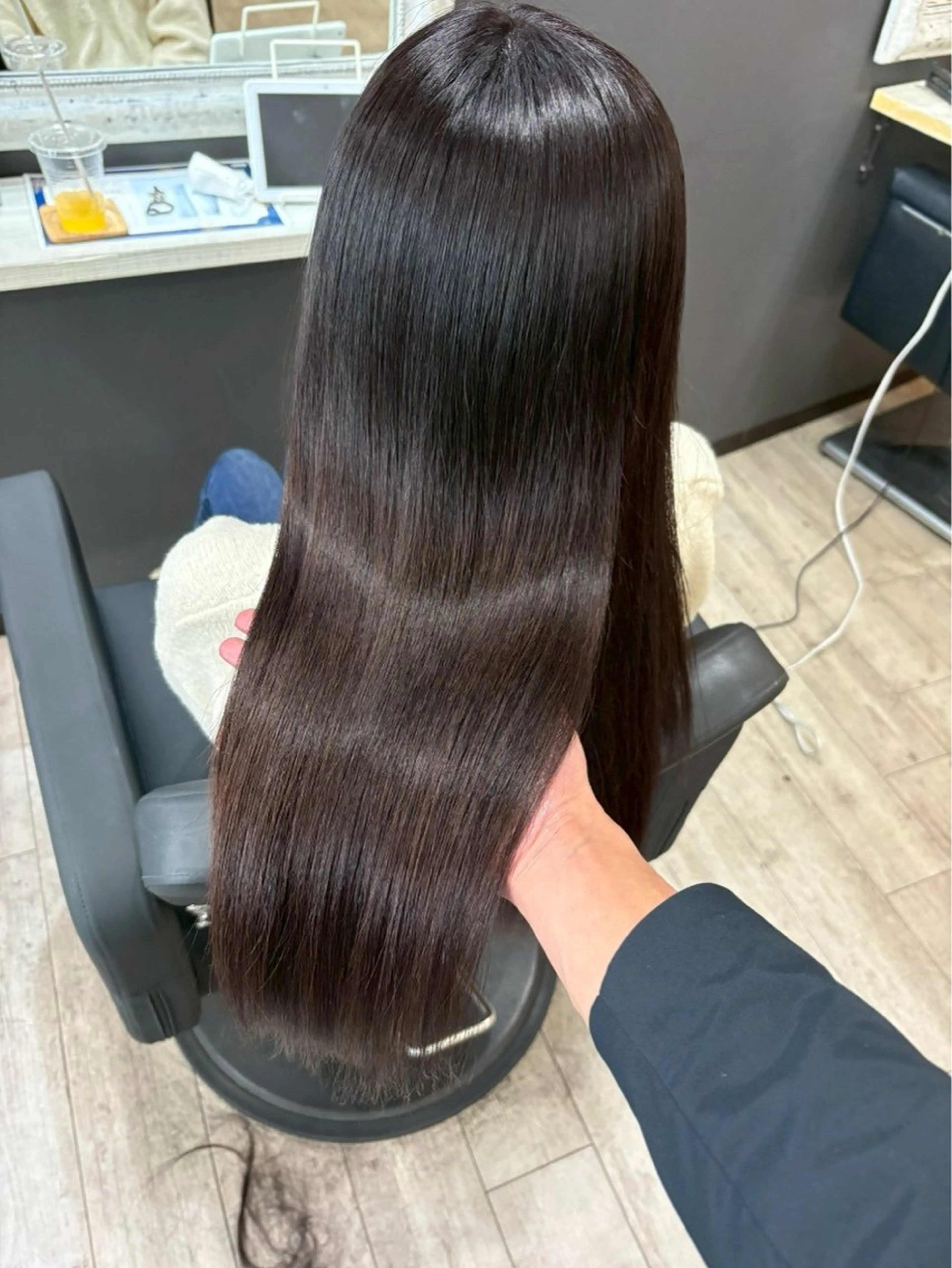 ロング カラー YURA hairのヘアスタイル