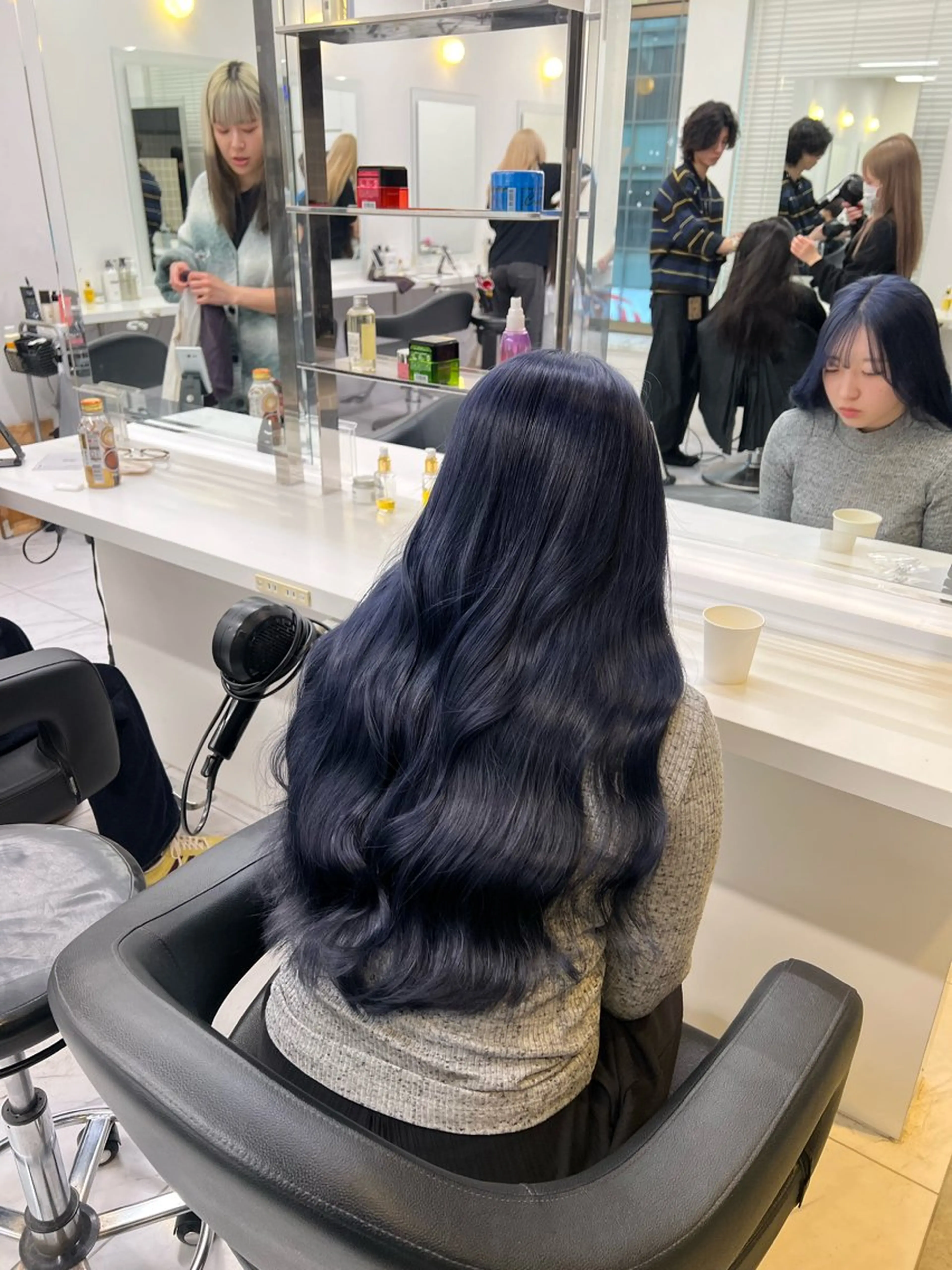 ロング カラー ヘアカラー トリートメント 韓国レイヤーカット /REIのヘアスタイル