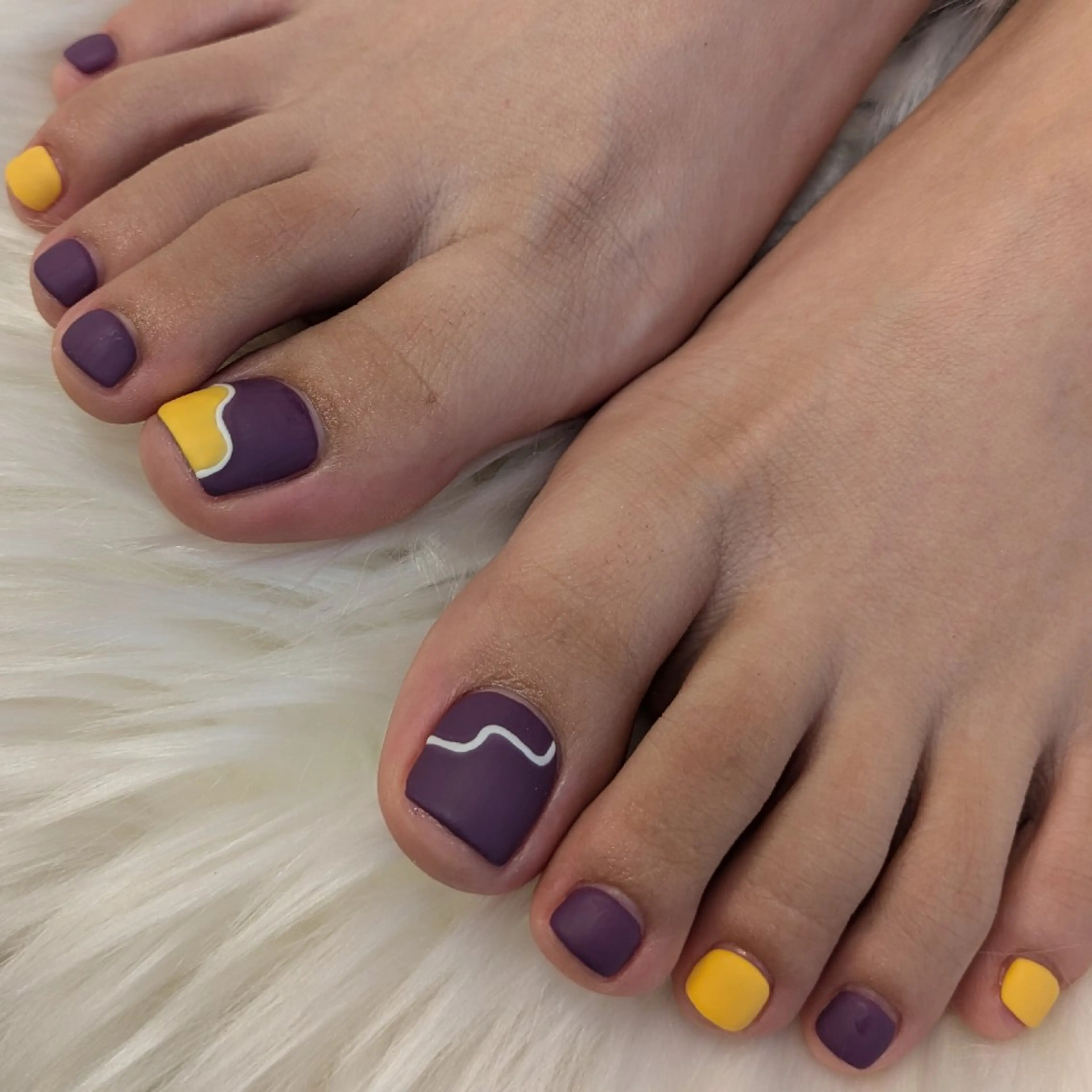 ネイル ジェヌインネイル 河内のネイルデザイン