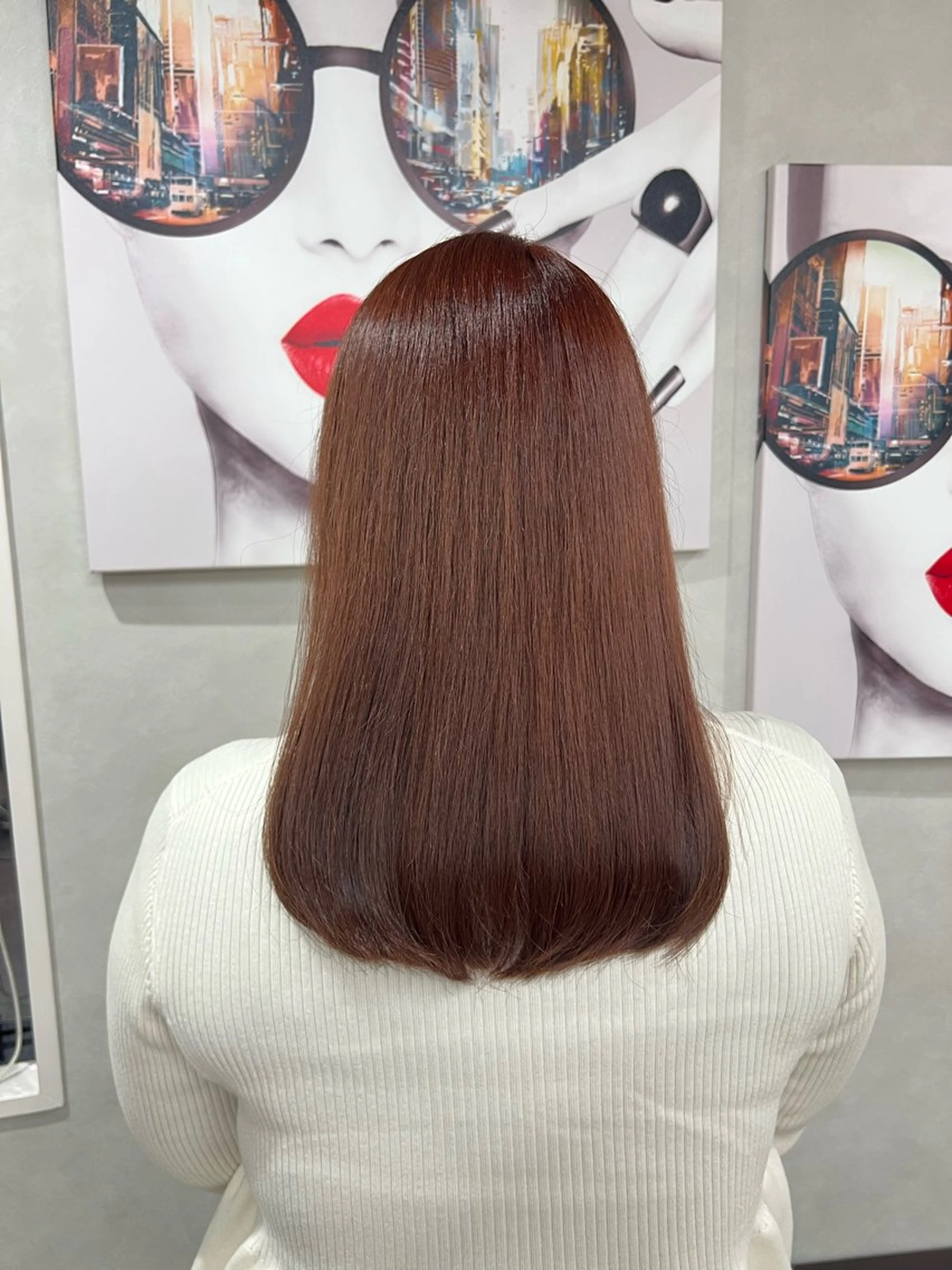 セミロング カラー ブラウンカラー ヘアカラー 髙橋 羽衣利のヘアスタイル