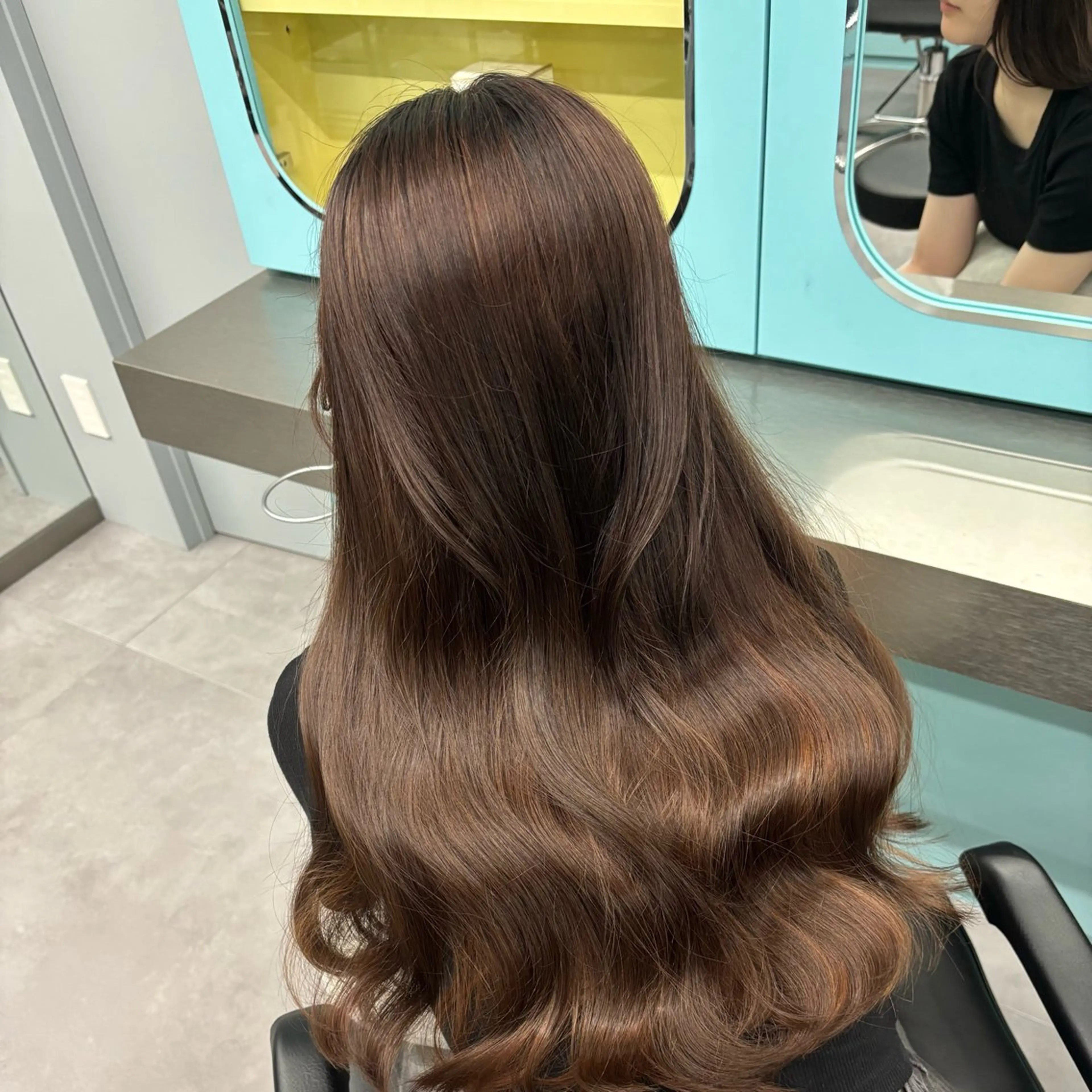 ロング カラー ベージュカラー 黒髪 ブリーチ ブルーカラー ブルーブラック Mio/髪質改善 透明感カラー/西梅田のヘアスタイル