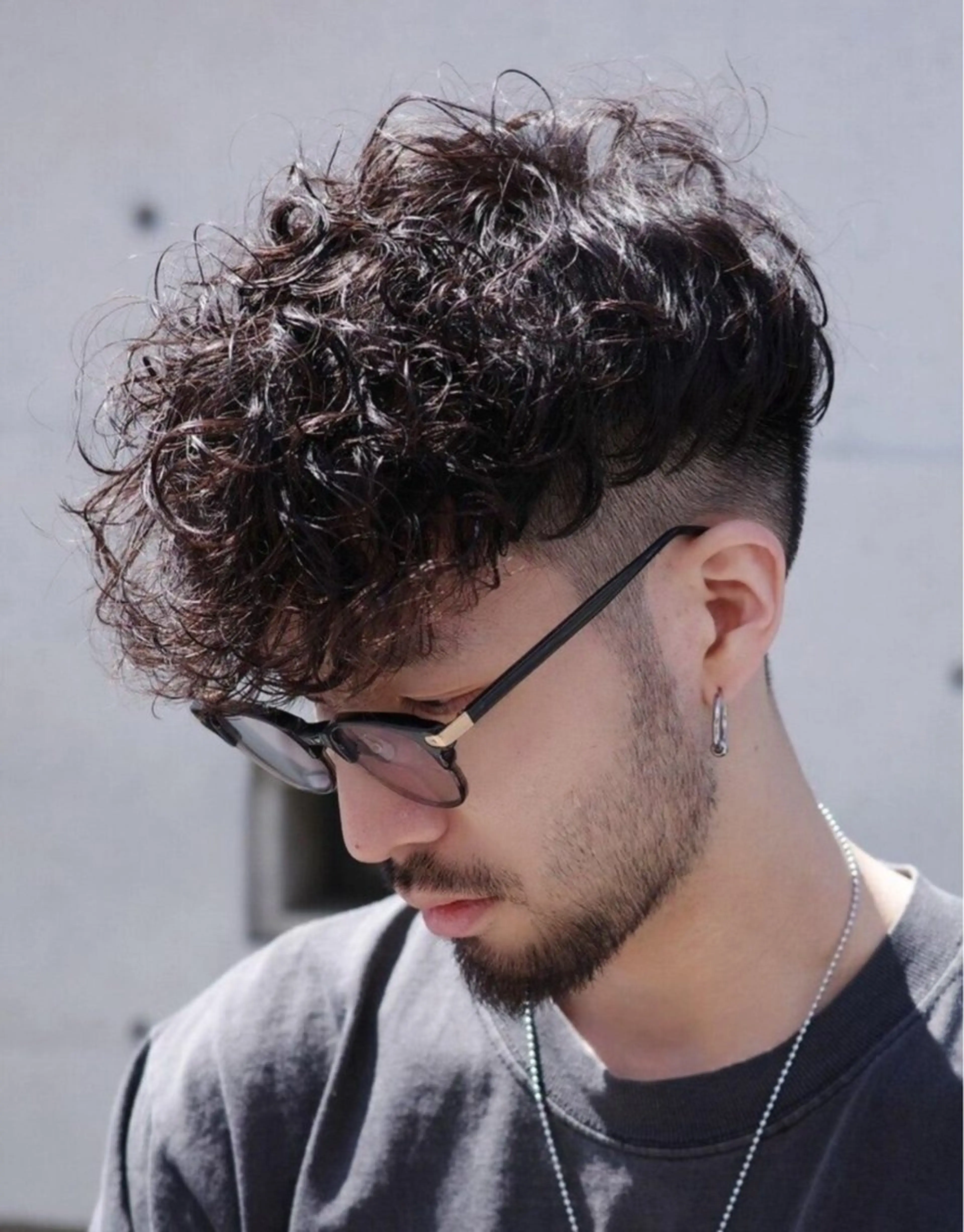 ショート カラー パーマ メンズ キッズ スペインカール ヘアカラー 栄💗メンズパーマ｜ ハイトーン｜haruのヘアスタイル