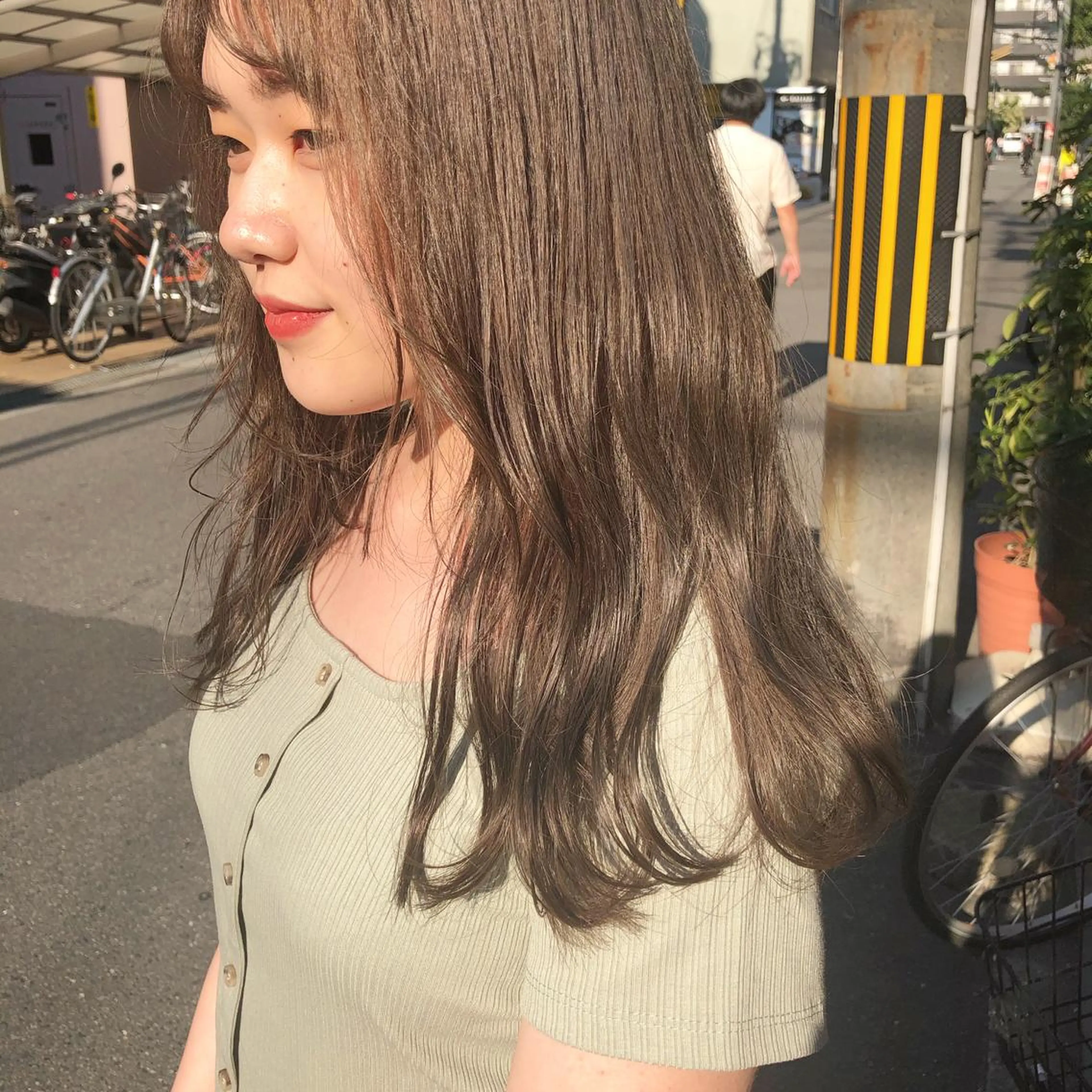 セミロング カラー パーマ ヘアアレンジ メンズ キッズ ネイル マツエク・マツパ カット ヘアカラー トリートメント ヘアセット 艶髪育成サロン 京橋　shinのヘアスタイル