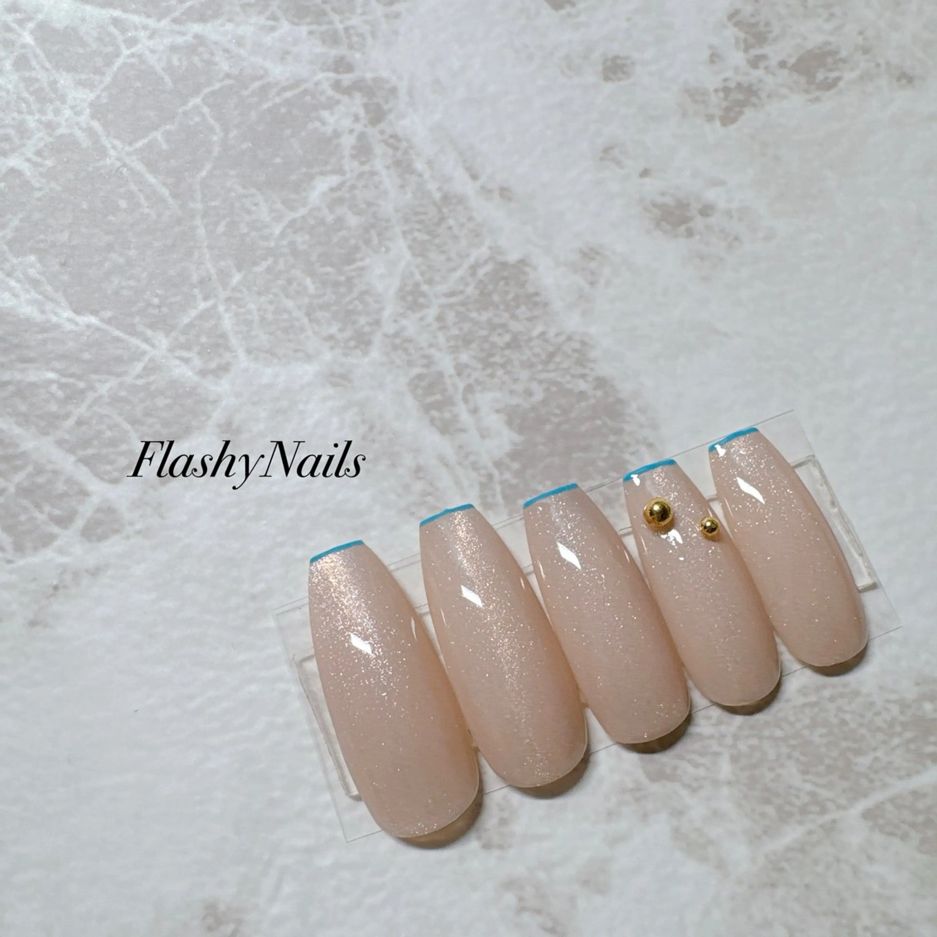 ネイル Flashy Nailsのネイルデザイン